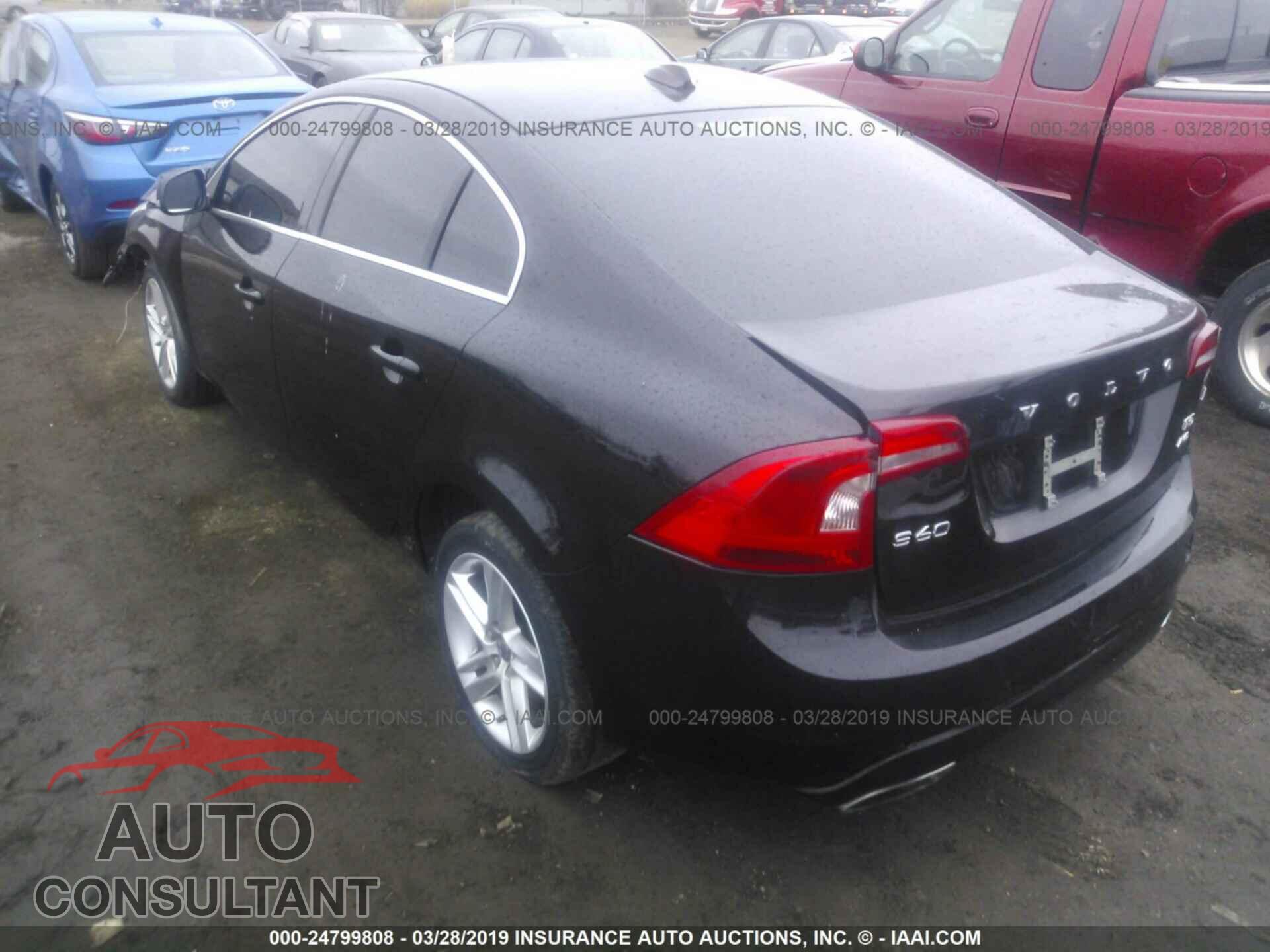 VOLVO S60 2015 - YV1612TK9F1341393