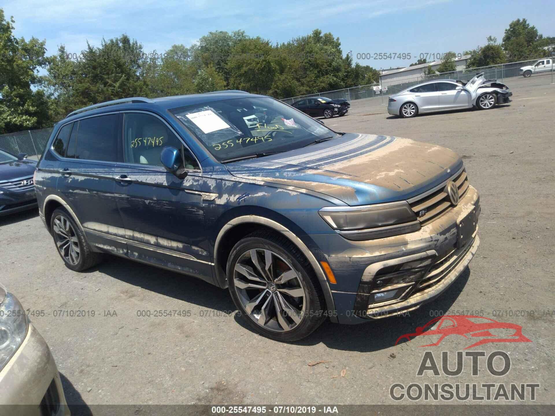 VOLKSWAGEN TIGUAN 2019 - 3VV4B7AX8KM022930