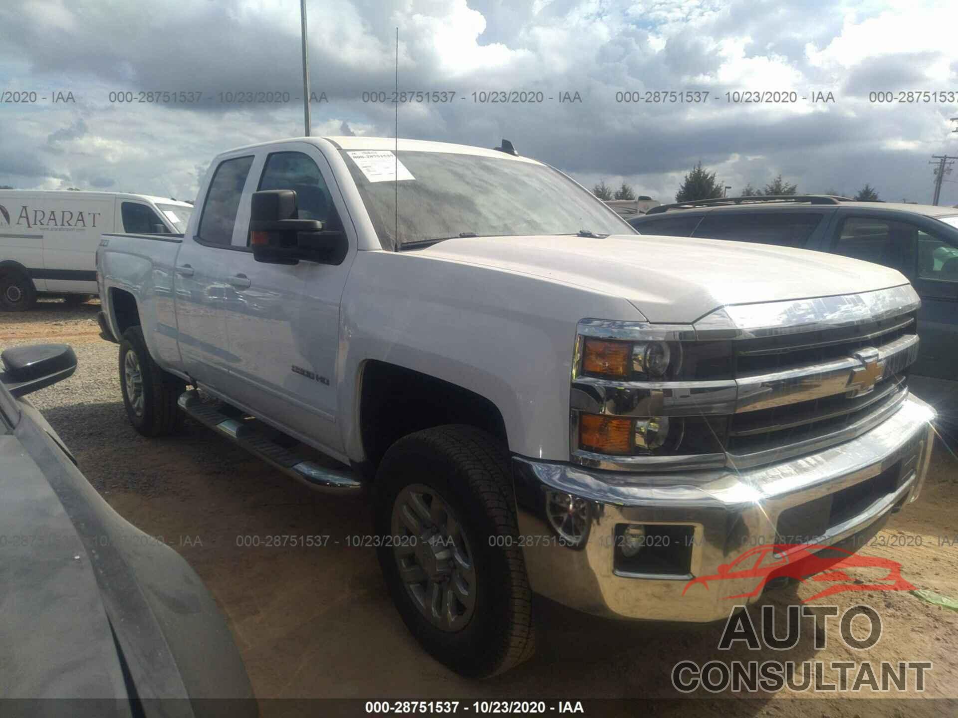 CHEVROLET SILVERADO 2500HD 2018 - 1GC2KVEG4JZ200074