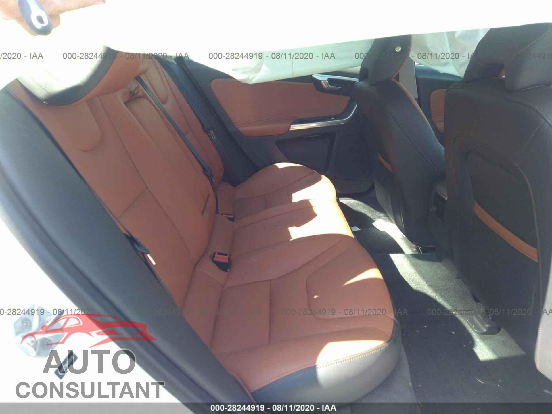 VOLVO S60 2018 - LYV402TKXJB168016