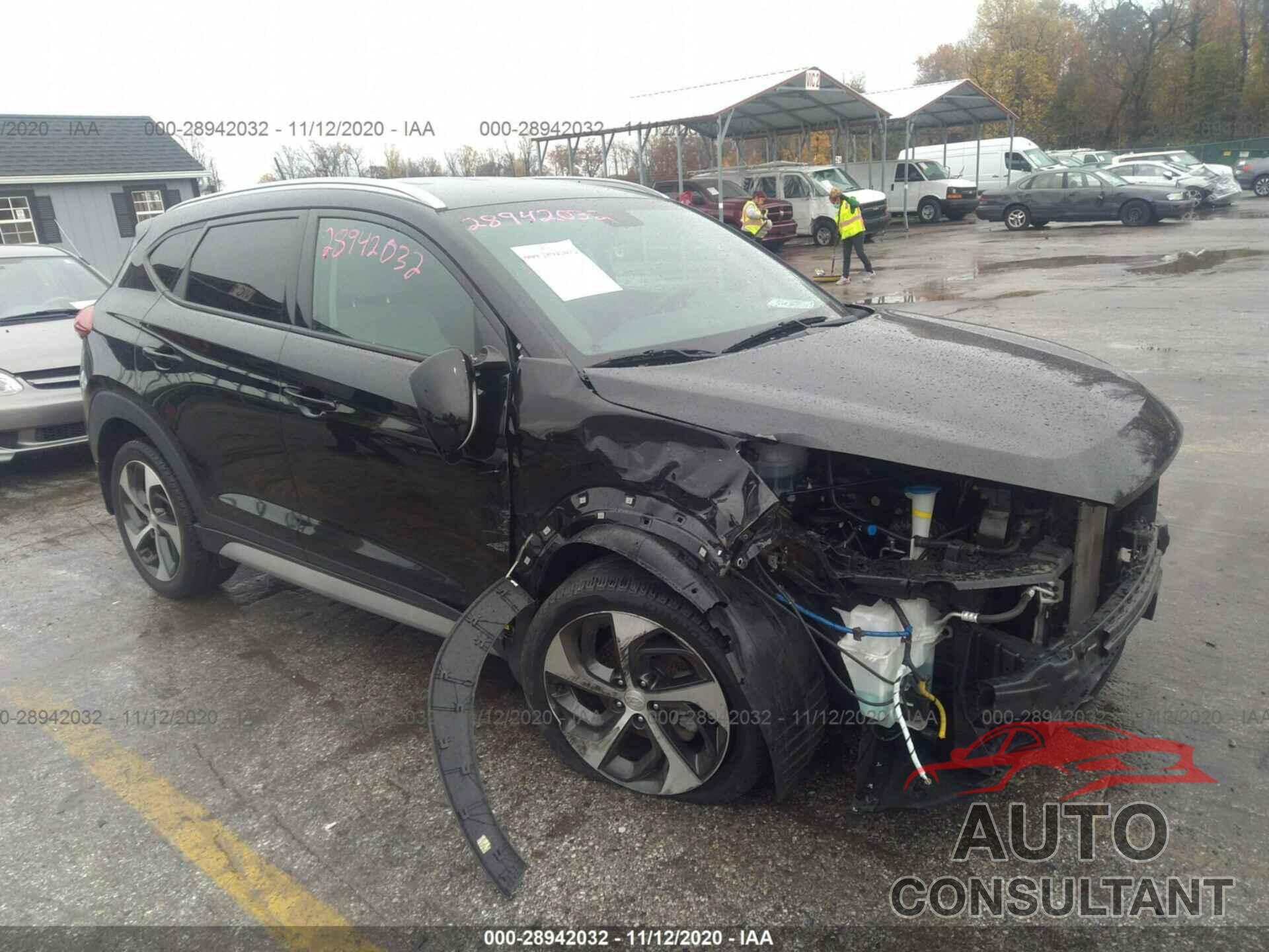 HYUNDAI TUCSON 2017 - KM8J3CA29HU400376