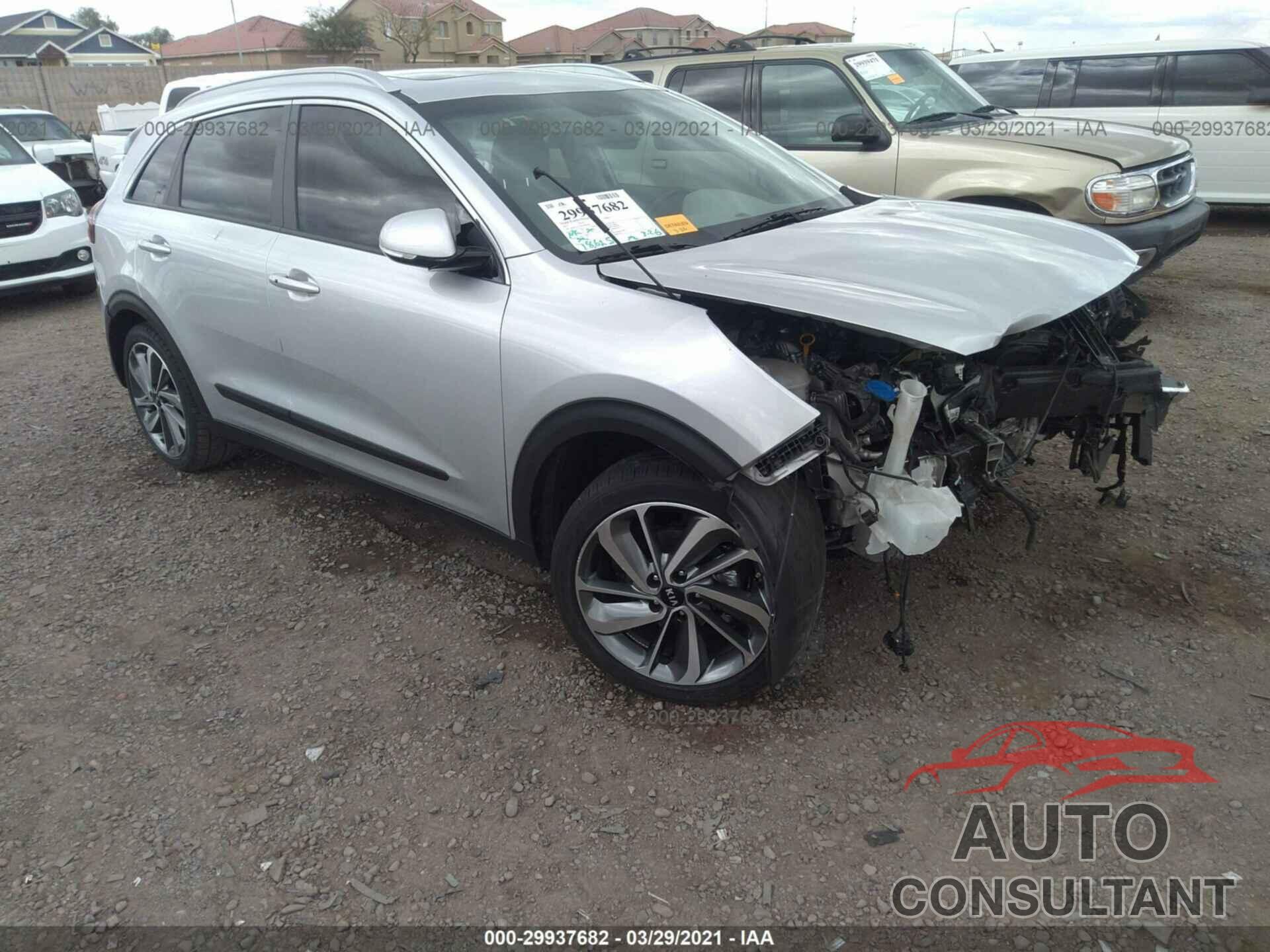 KIA NIRO 2017 - KNDCE3LC8H5082466