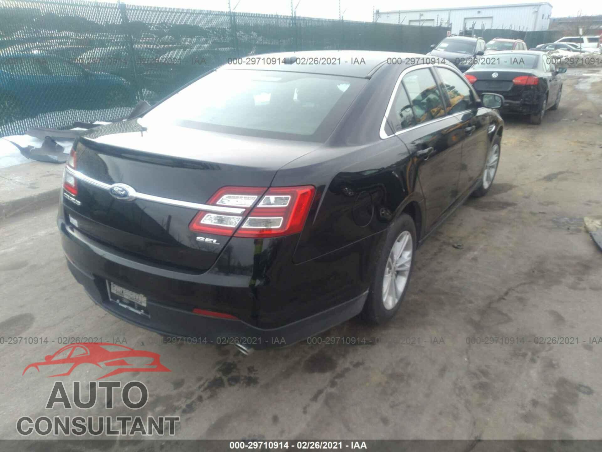 FORD TAURUS 2018 - 1FAHP2E83JG124741