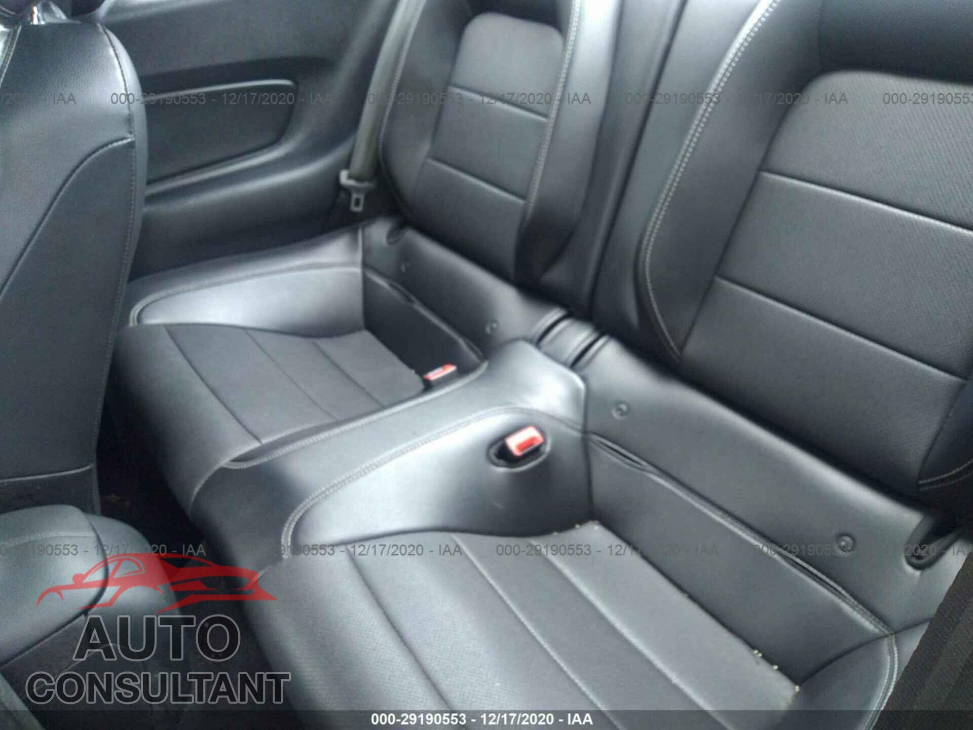 FORD MUSTANG 2020 - 1FA6P8TH5L5120797