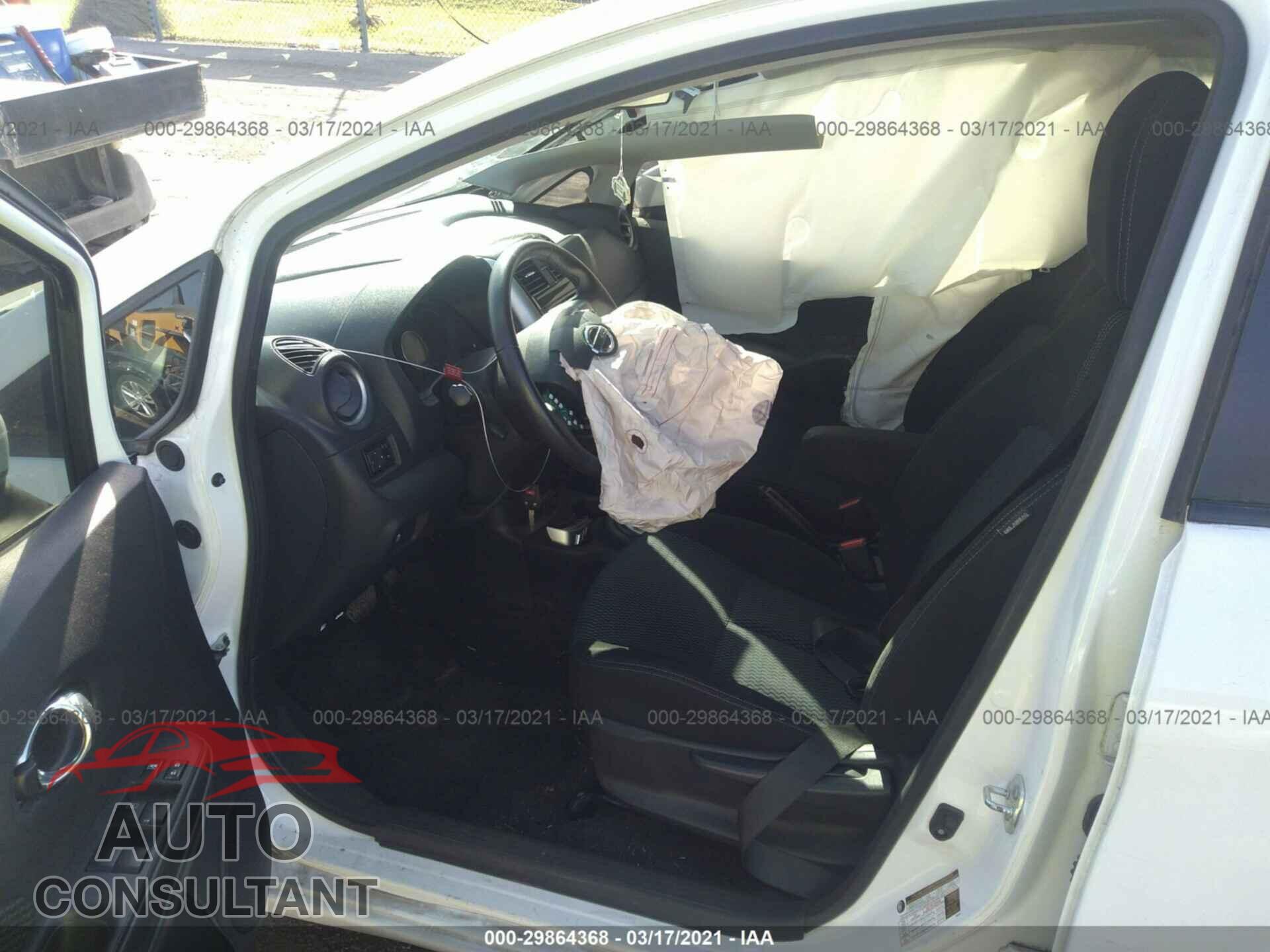 NISSAN VERSA NOTE 2017 - 3N1CE2CP1HL357398