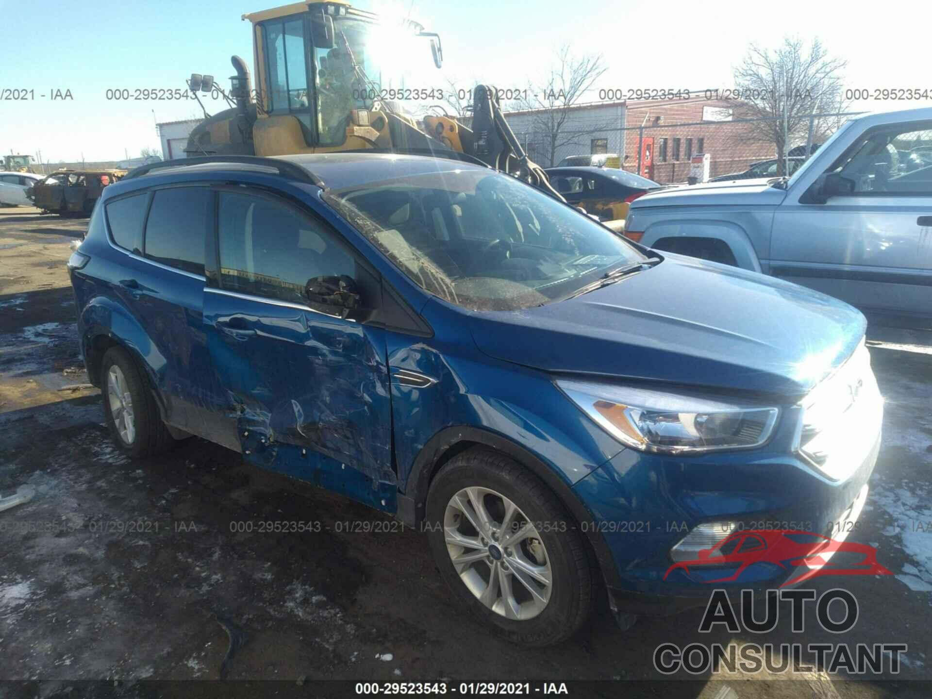 FORD ESCAPE 2018 - 1FMCU0GD7JUD19248