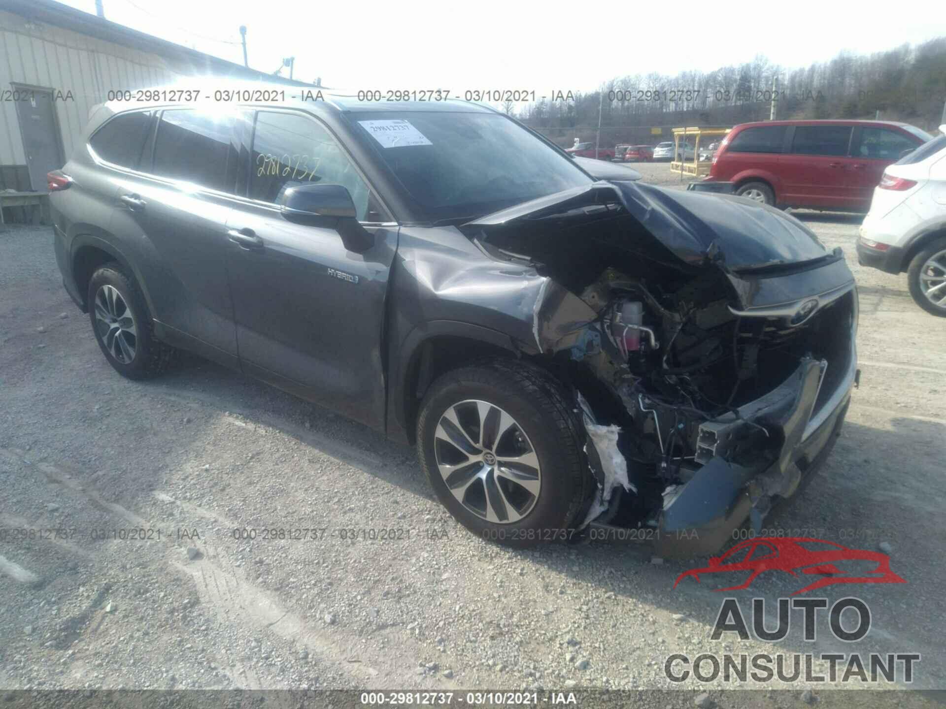 TOYOTA HIGHLANDER 2021 - 5TDGARAH0MS505866
