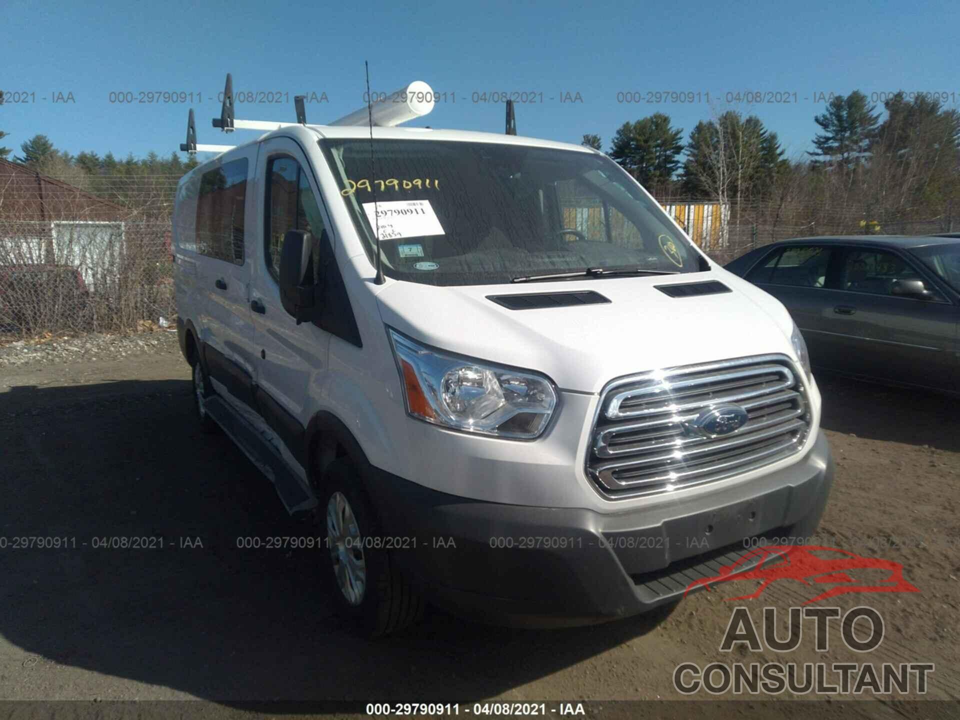 FORD TRANSIT VAN 2018 - 1FTYR1ZM7JKA64417