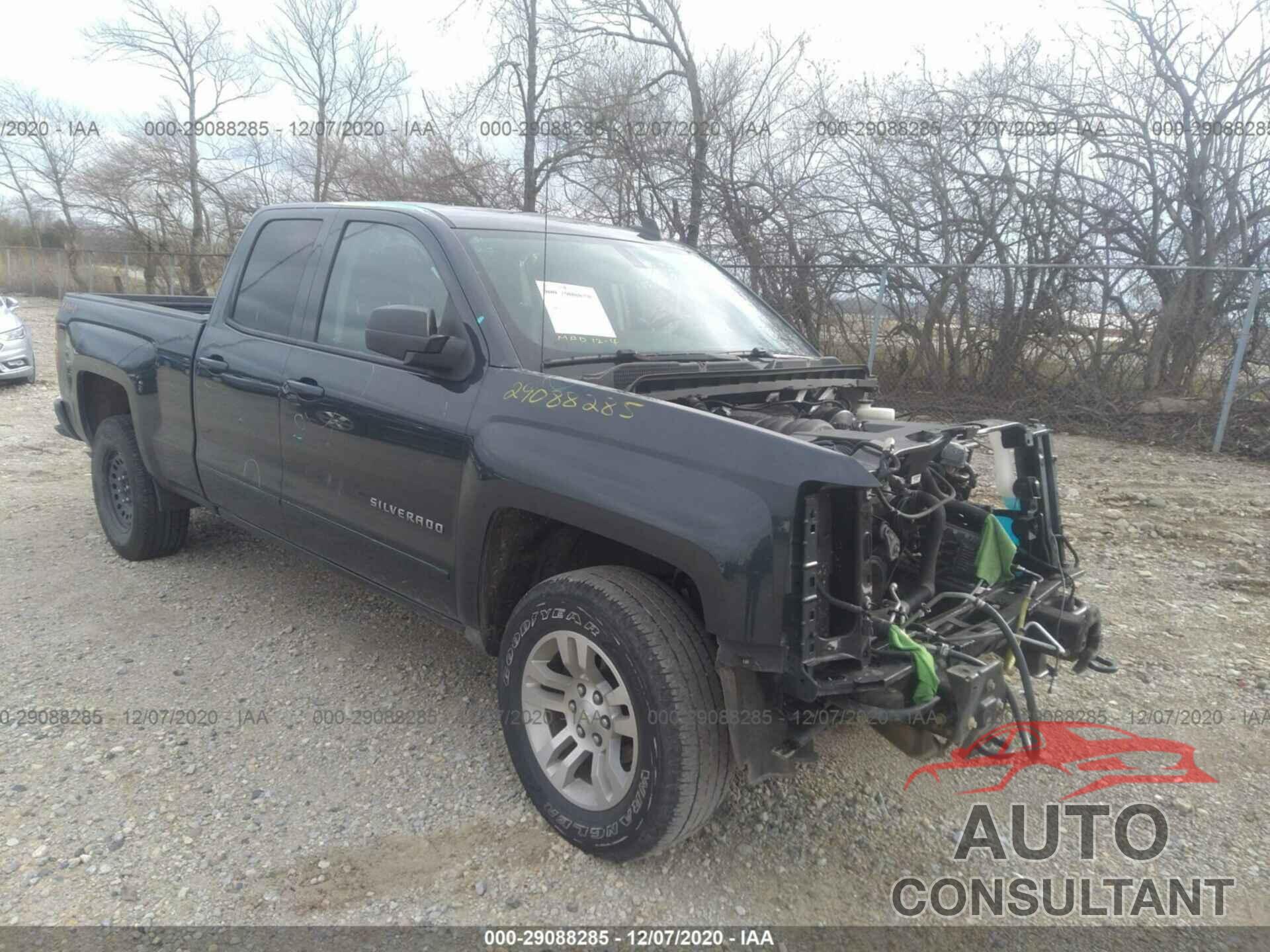 CHEVROLET SILVERADO 1500 2018 - 1GCVKREC2JZ239215
