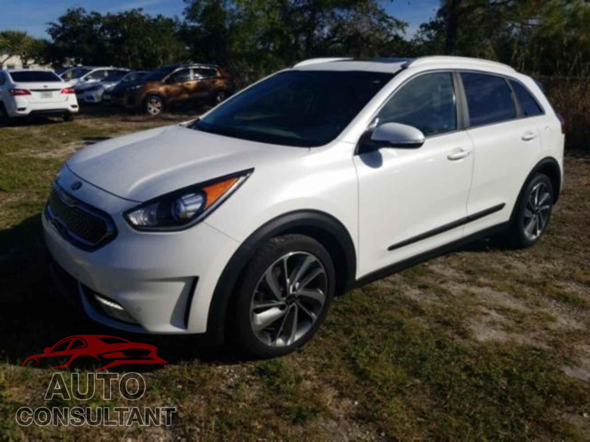 KIA NIRO 2018 - KNDCE3LC2J5108310