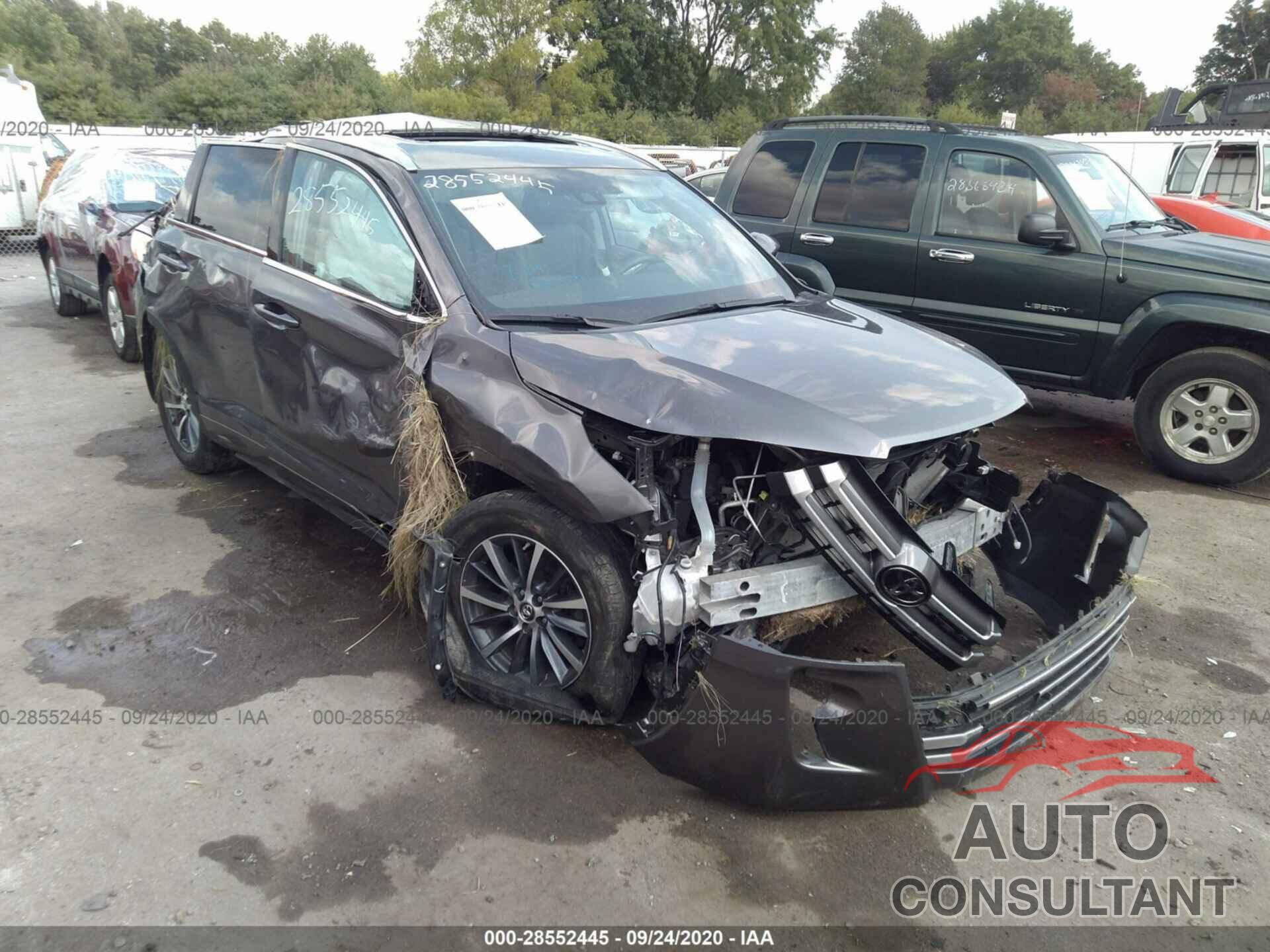 TOYOTA HIGHLANDER 2018 - 5TDJZRFH5JS540910