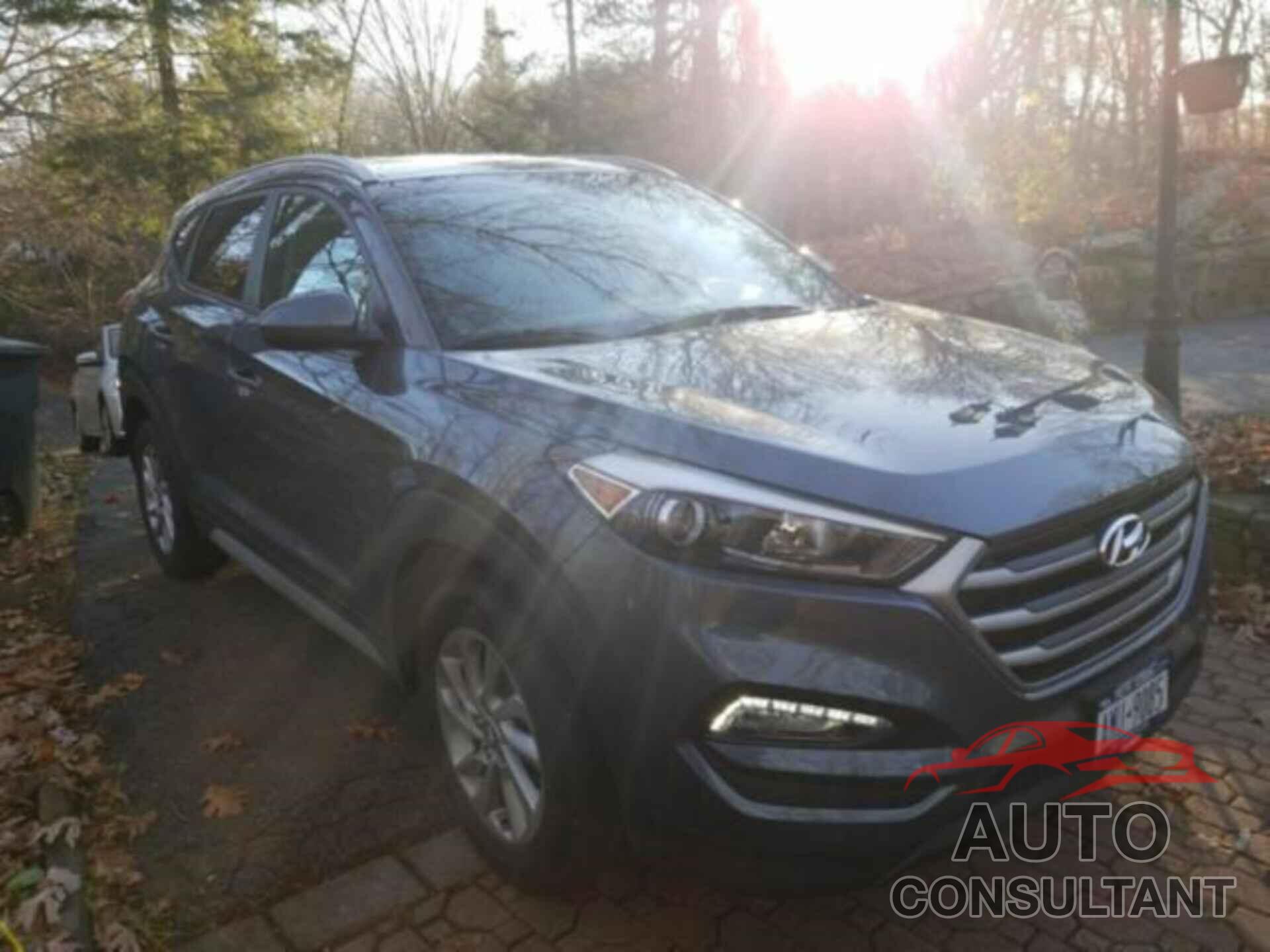 HYUNDAI TUCSON 2017 - KM8J3CA40HU589078