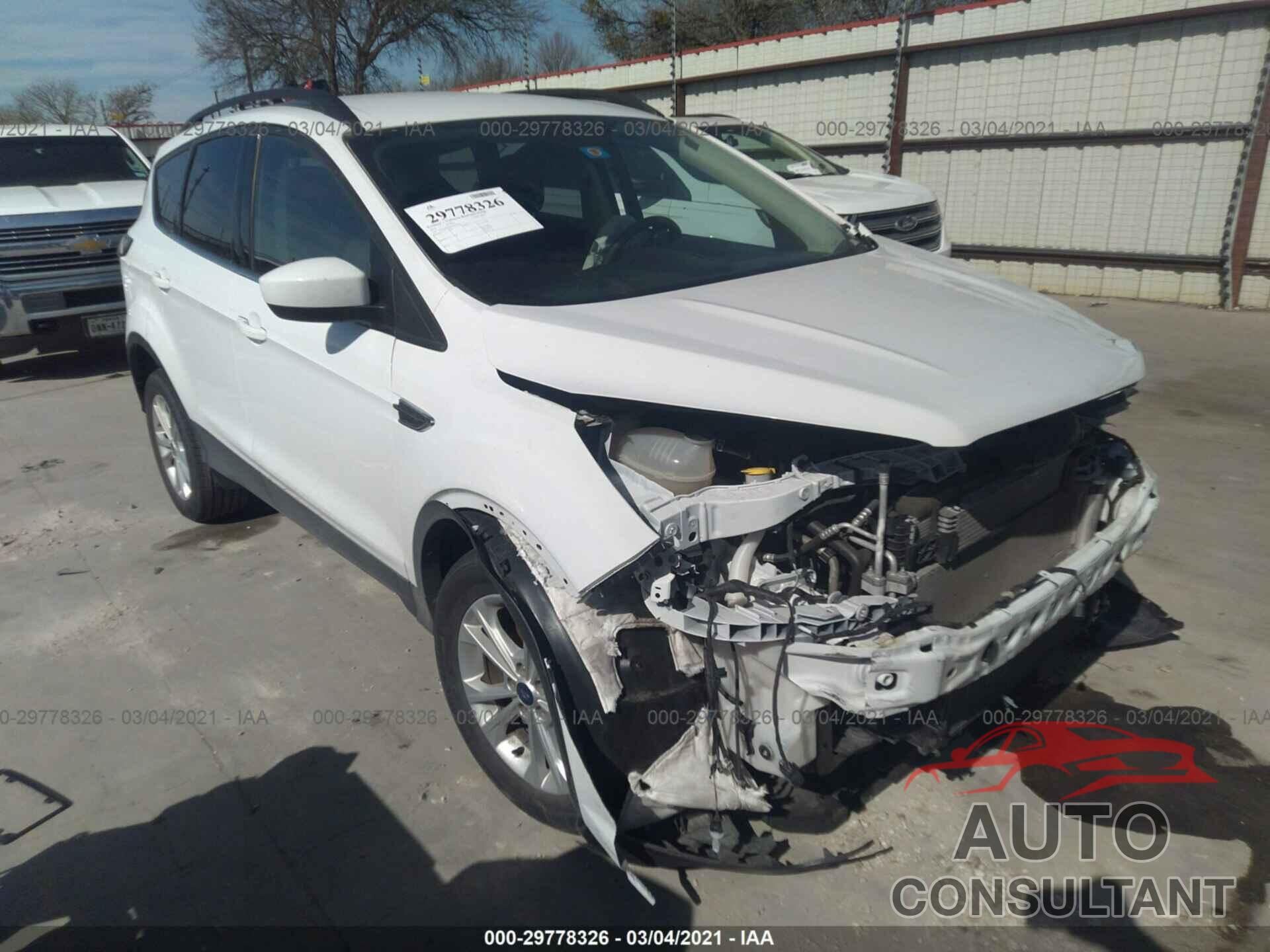 FORD ESCAPE 2018 - 1FMCU0GD6JUD11707