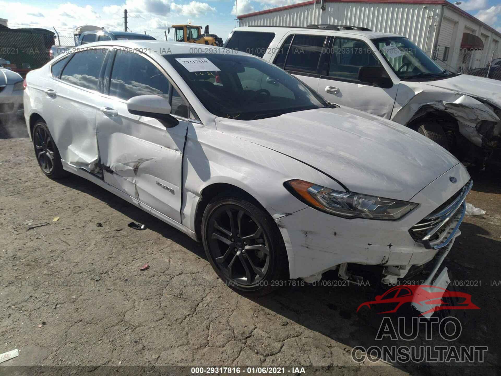 FORD FUSION HYBRID 2018 - 3FA6P0LU5JR174609