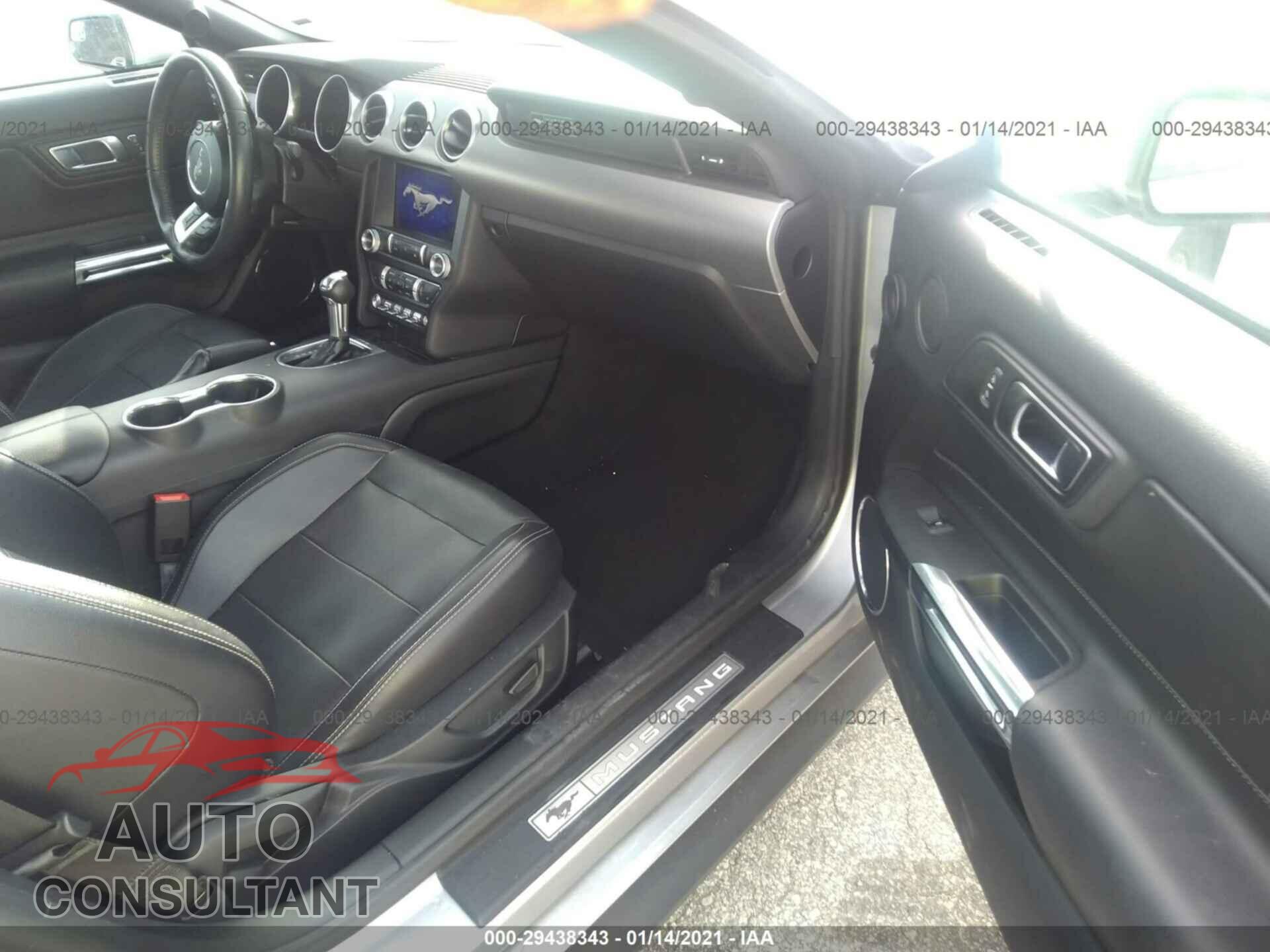 FORD MUSTANG 2020 - 1FATP8UH5L5106061