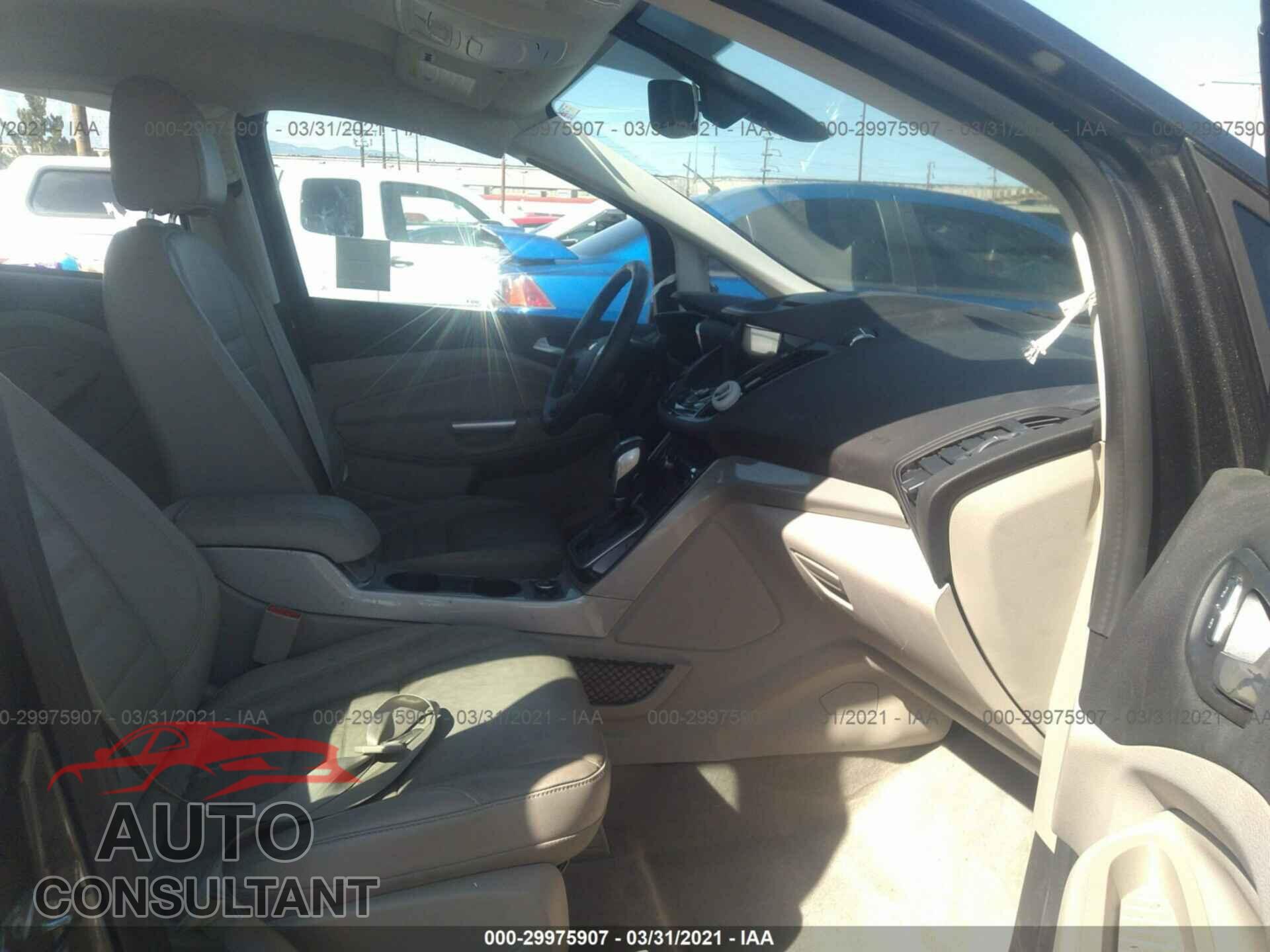 FORD C-MAX ENERGI 2016 - 1FADP5CU0GL103250