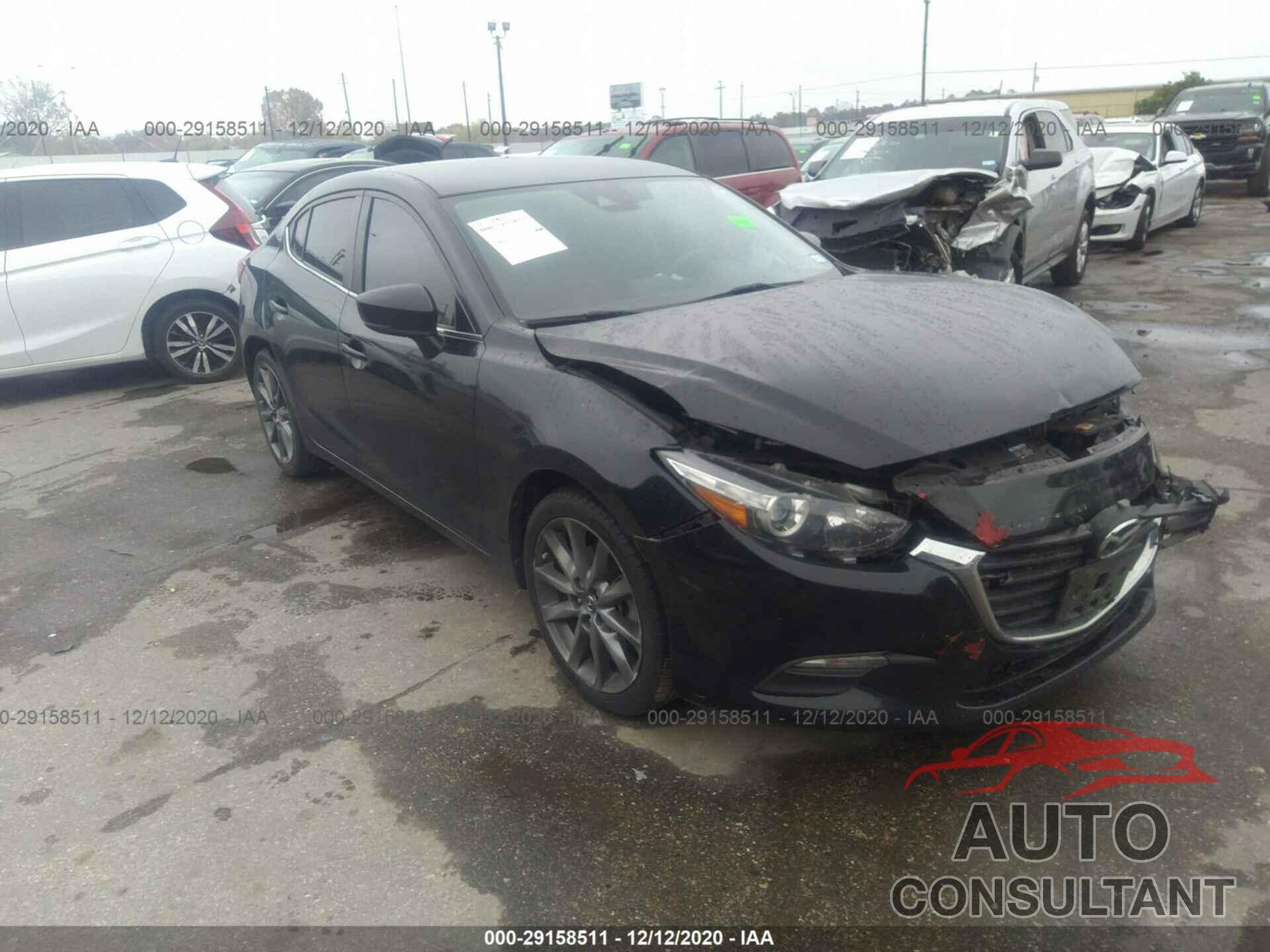 MAZDA MAZDA3 4-DOOR 2018 - 3MZBN1V3XJM182191