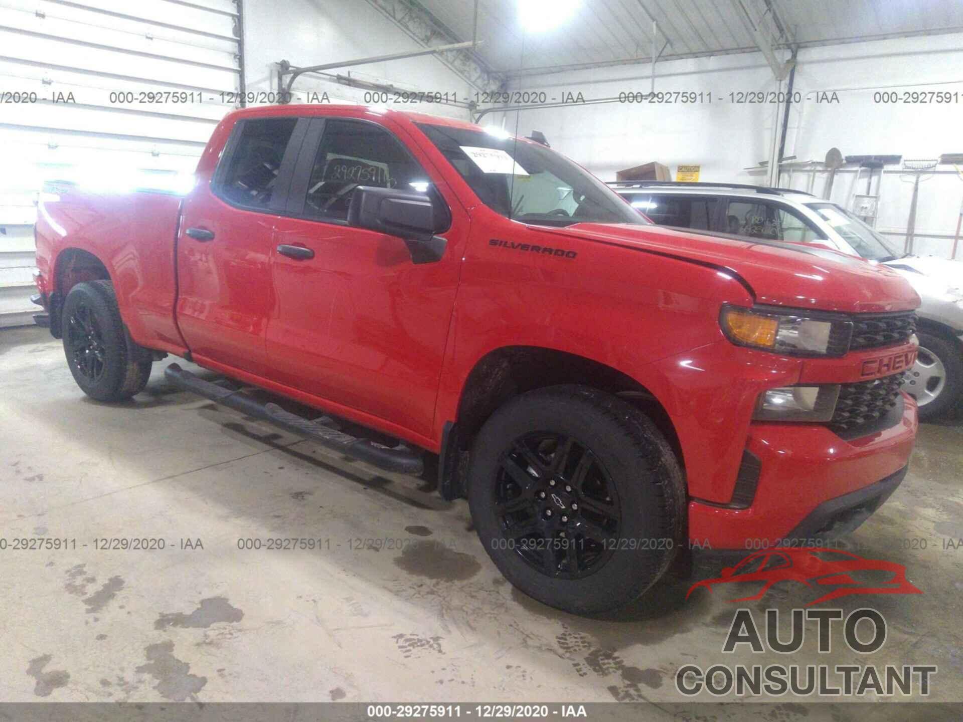 CHEVROLET SILVERADO 1500 2020 - 1GCRYBEK1LZ246562