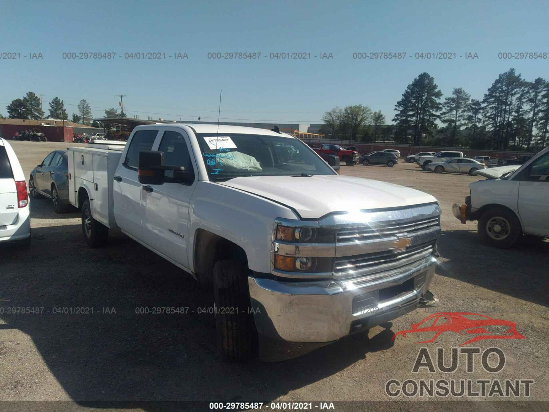 CHEVROLET SILVERADO 2500HD 2018 - 1GB1KUEG9JF109748