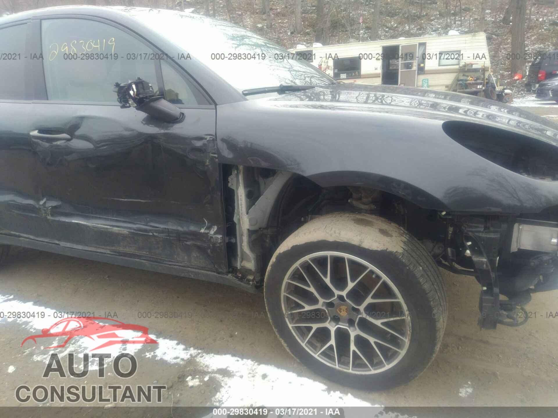 PORSCHE MACAN 2018 - WP1AA2A56JLB23081