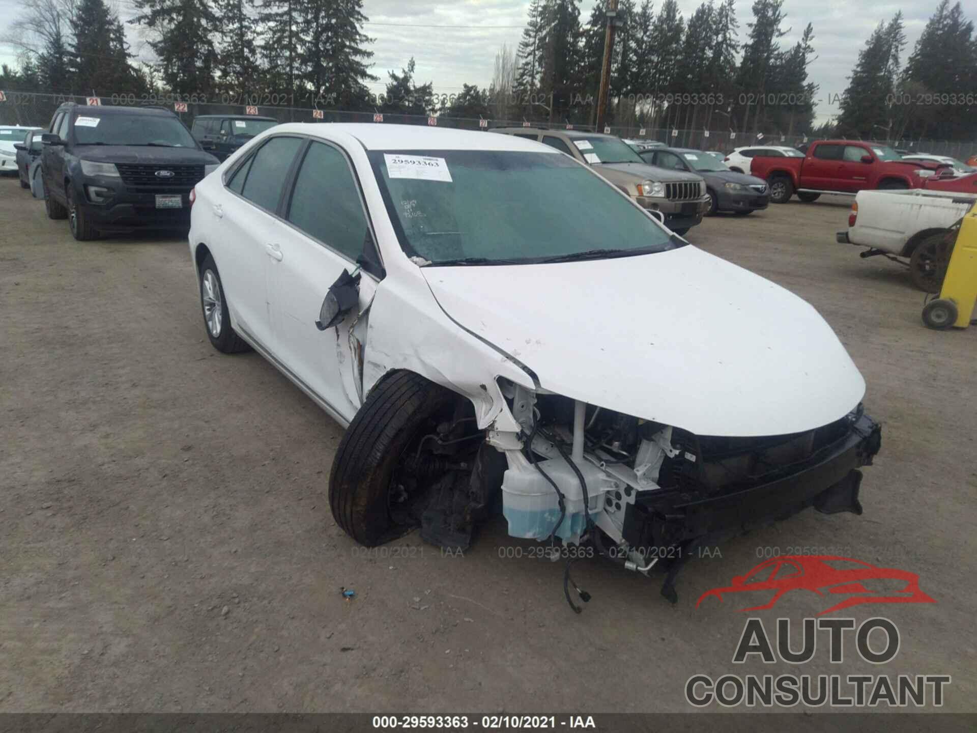 TOYOTA CAMRY 2016 - 4T4BF1FK3GR570617