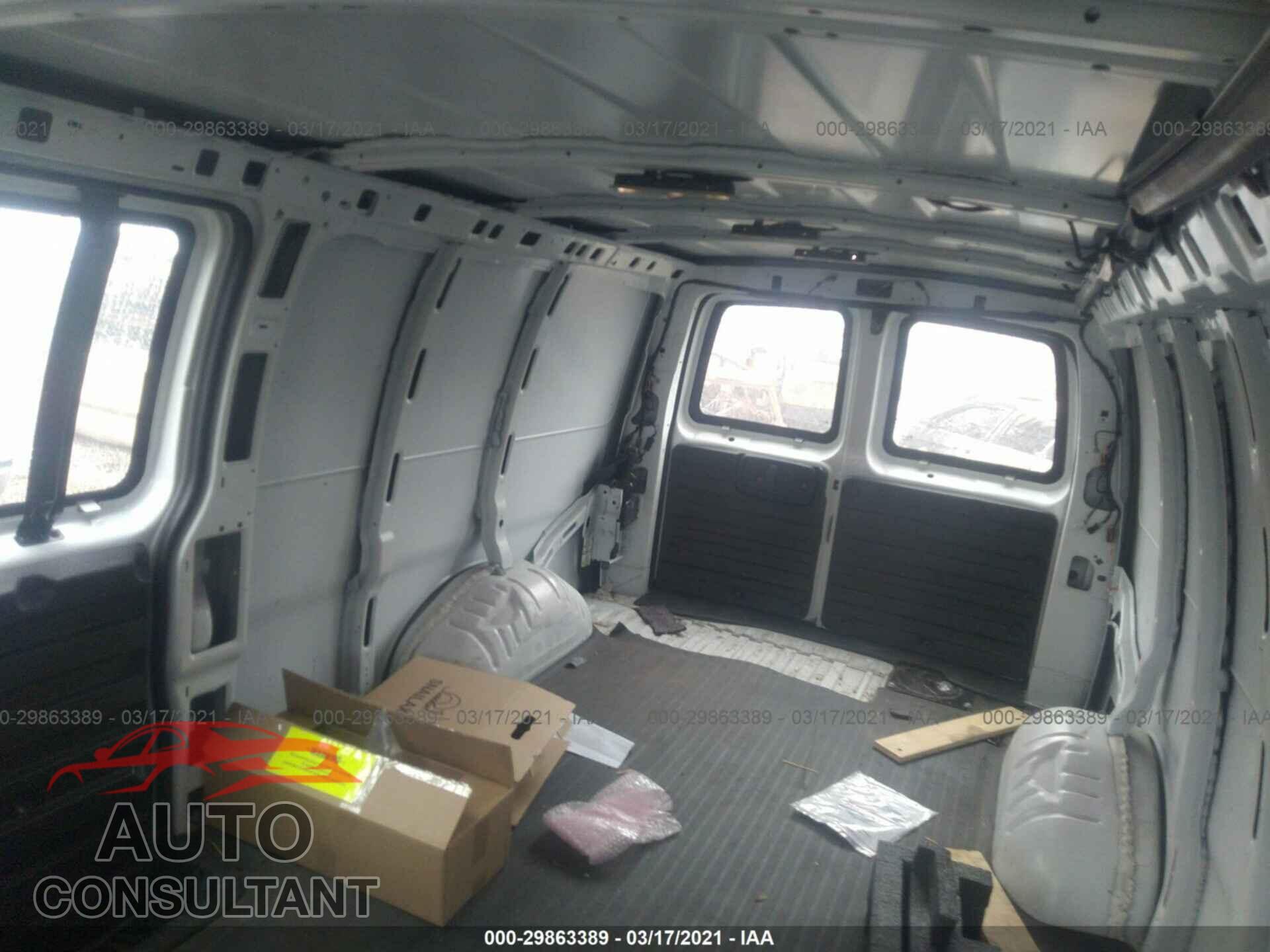 CHEVROLET EXPRESS CARGO VAN 2017 - 1GCWGBFF1H1347582