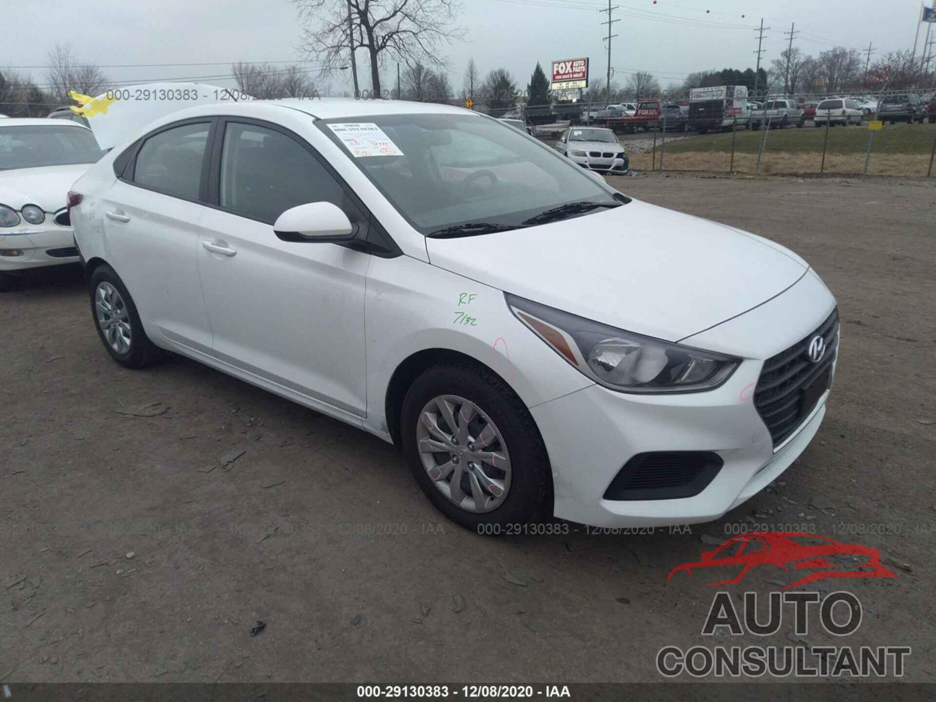 HYUNDAI ACCENT 2018 - 3KPC24A30JE016649