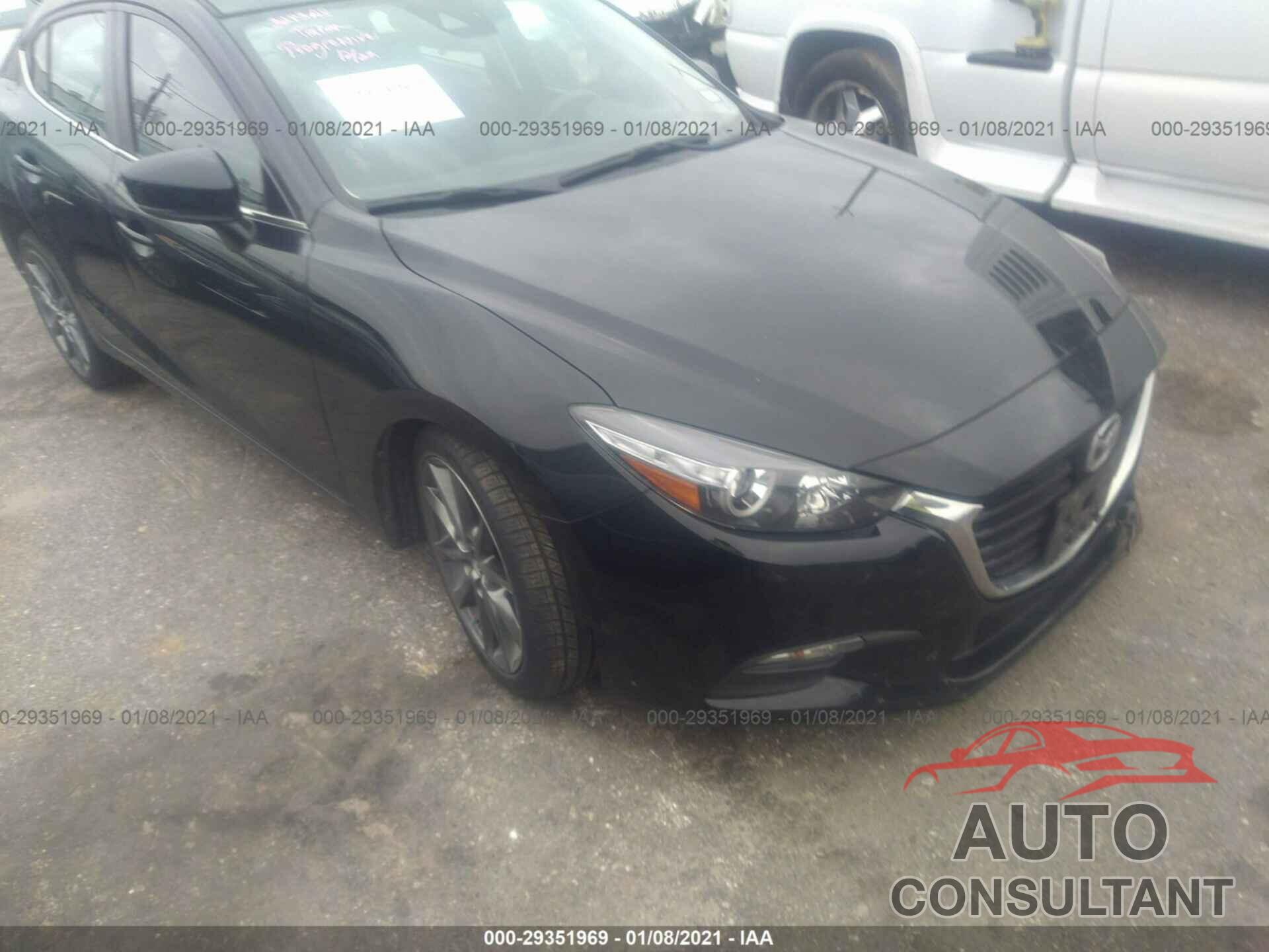 MAZDA MAZDA3 4-DOOR 2018 - 3MZBN1V38JM186921