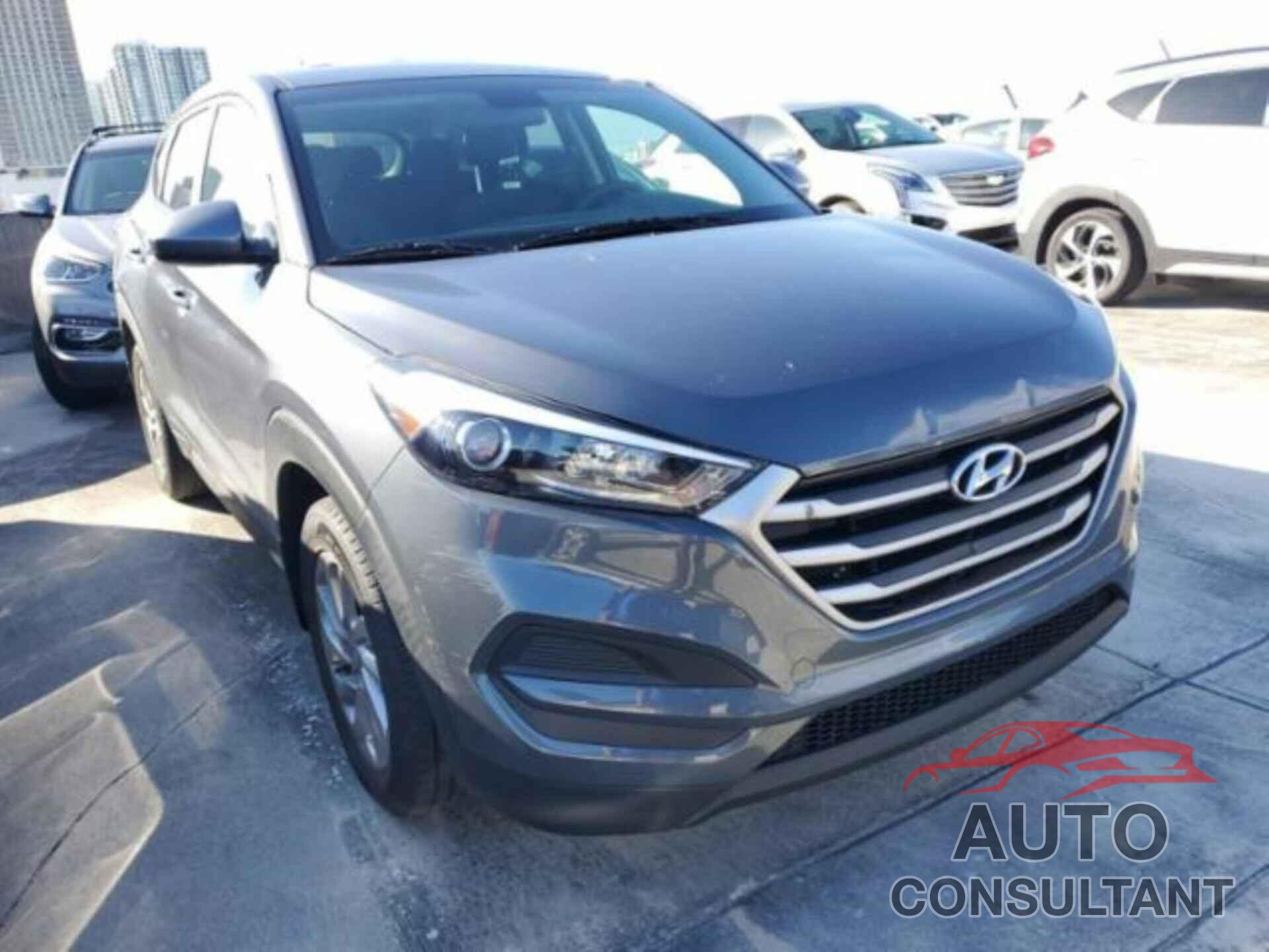 HYUNDAI TUCSON 2018 - KM8J23A42JU621201