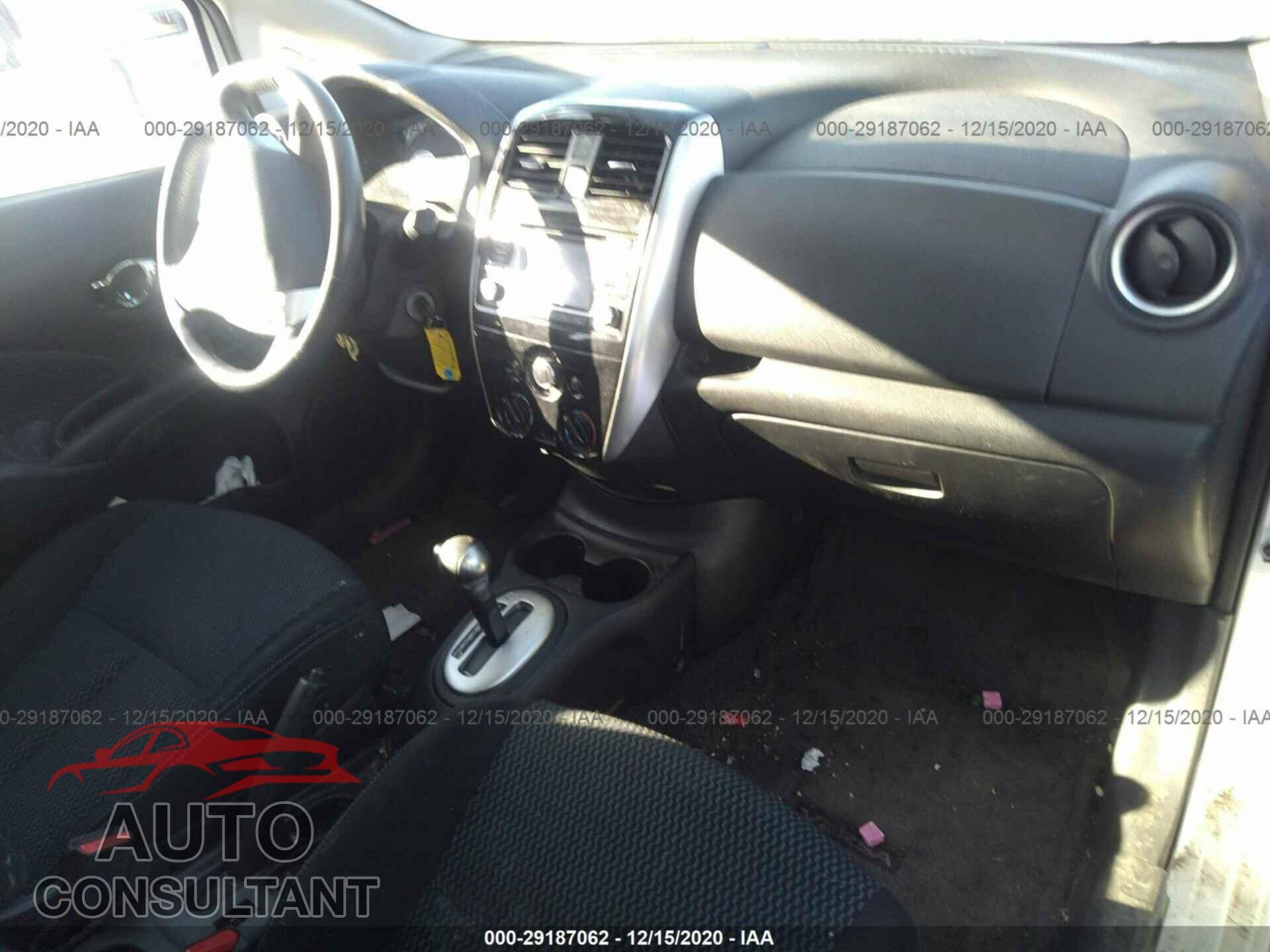 NISSAN VERSA NOTE 2016 - 3N1CE2CP8GL371944