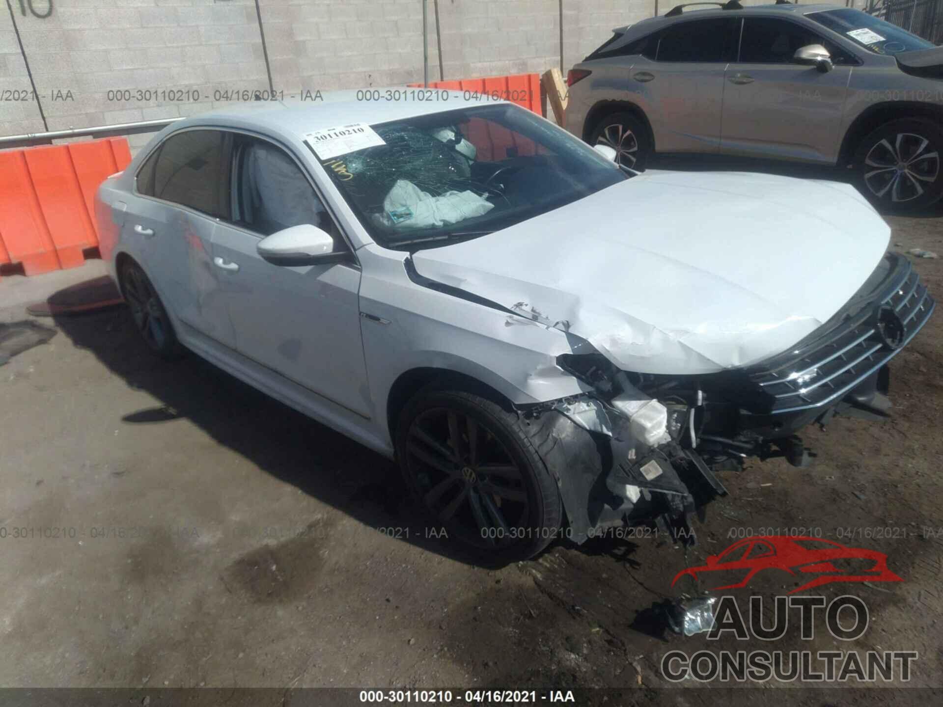VOLKSWAGEN PASSAT 2017 - 1VWDT7A36HC044991