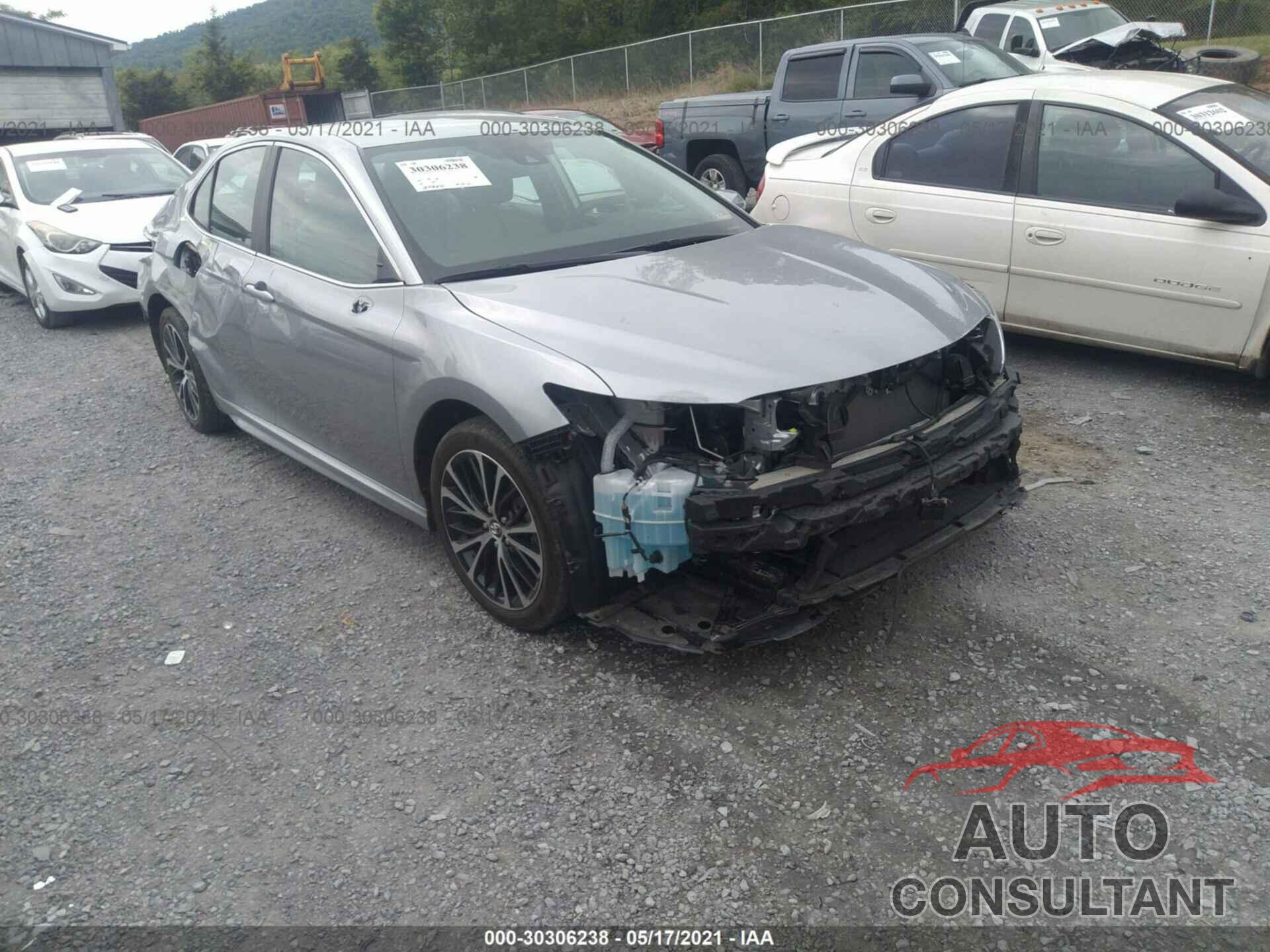 TOYOTA CAMRY 2020 - 4T1G11AK5LU304452