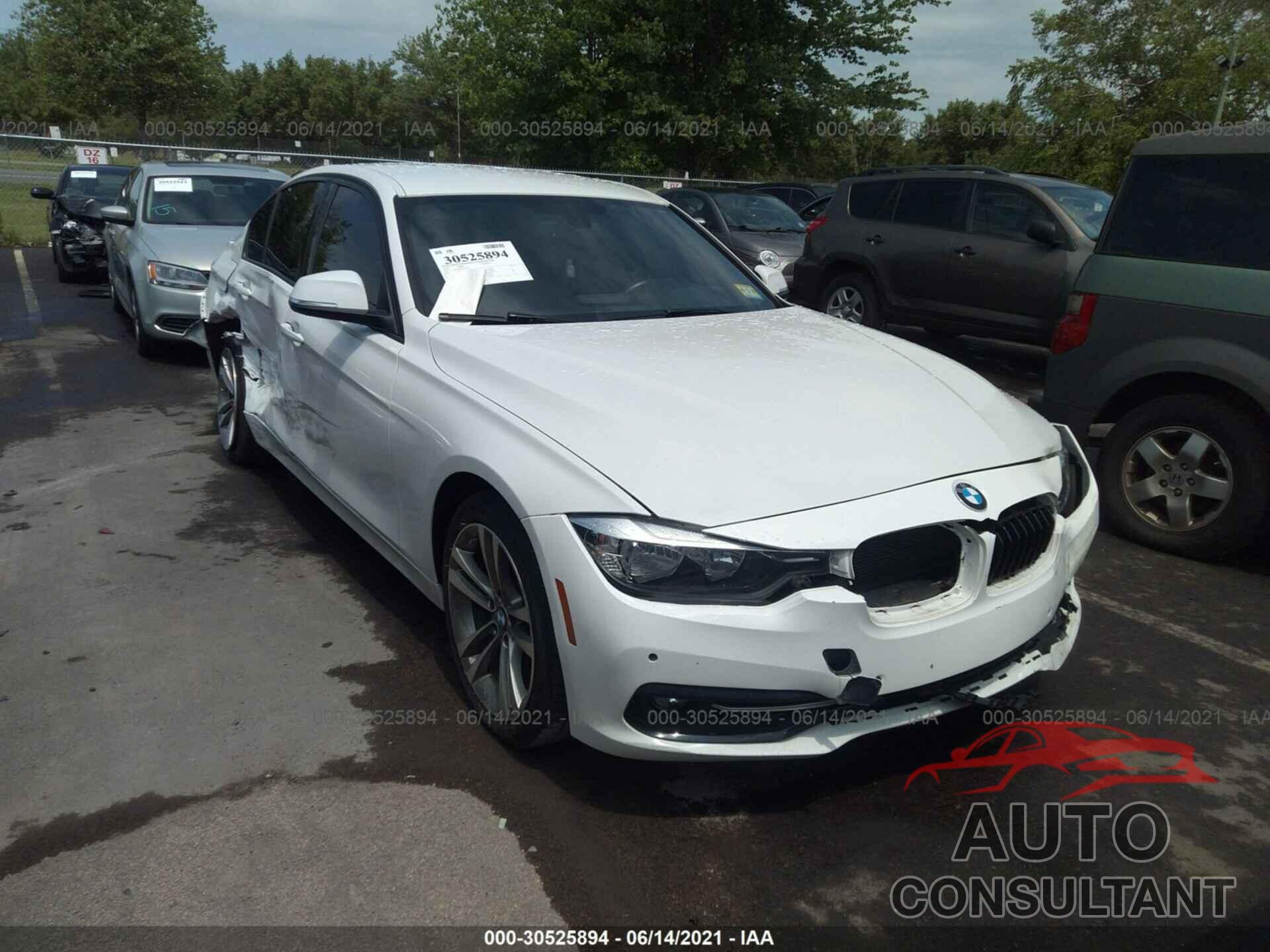 BMW 3 SERIES 2016 - WBA8E3G54GNU02766