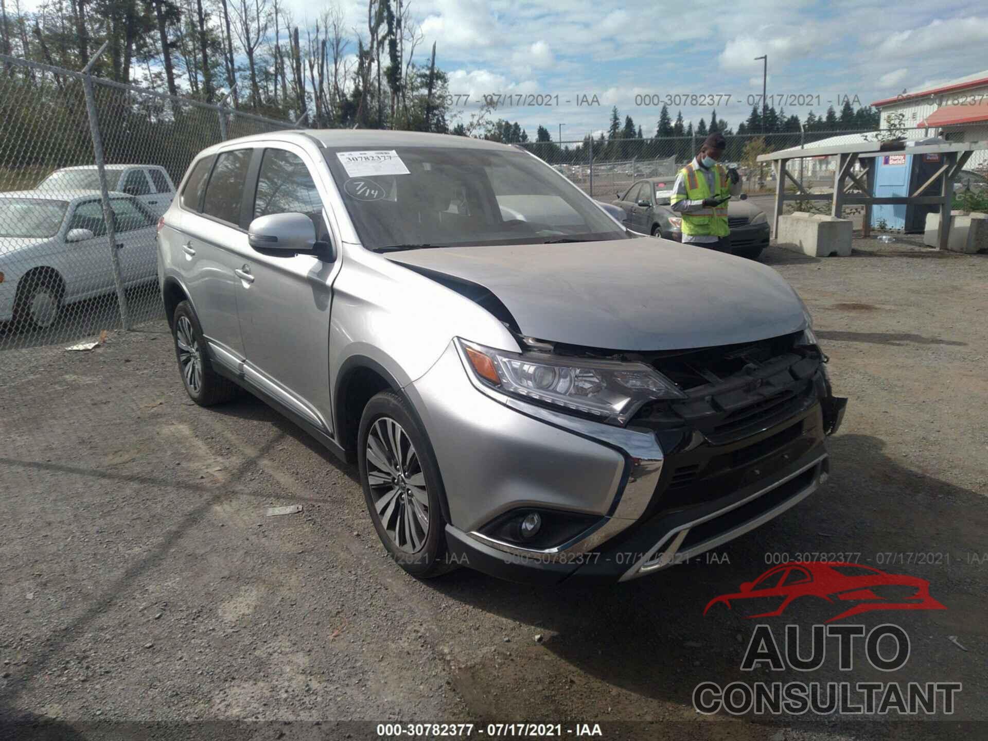 MITSUBISHI OUTLANDER 2019 - JA4AZ3A36KZ047904