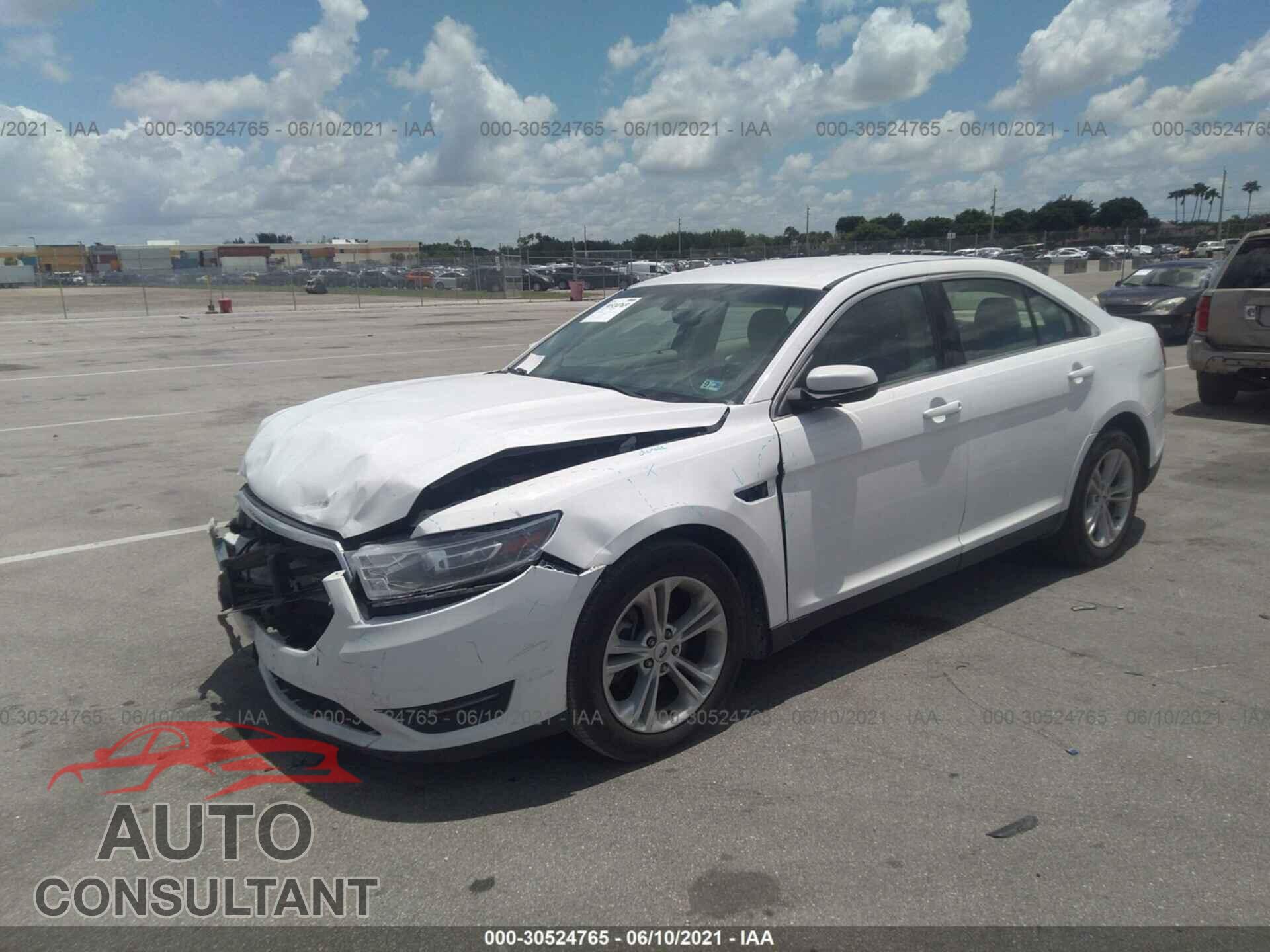 FORD TAURUS 2017 - 1FAHP2E85HG139932