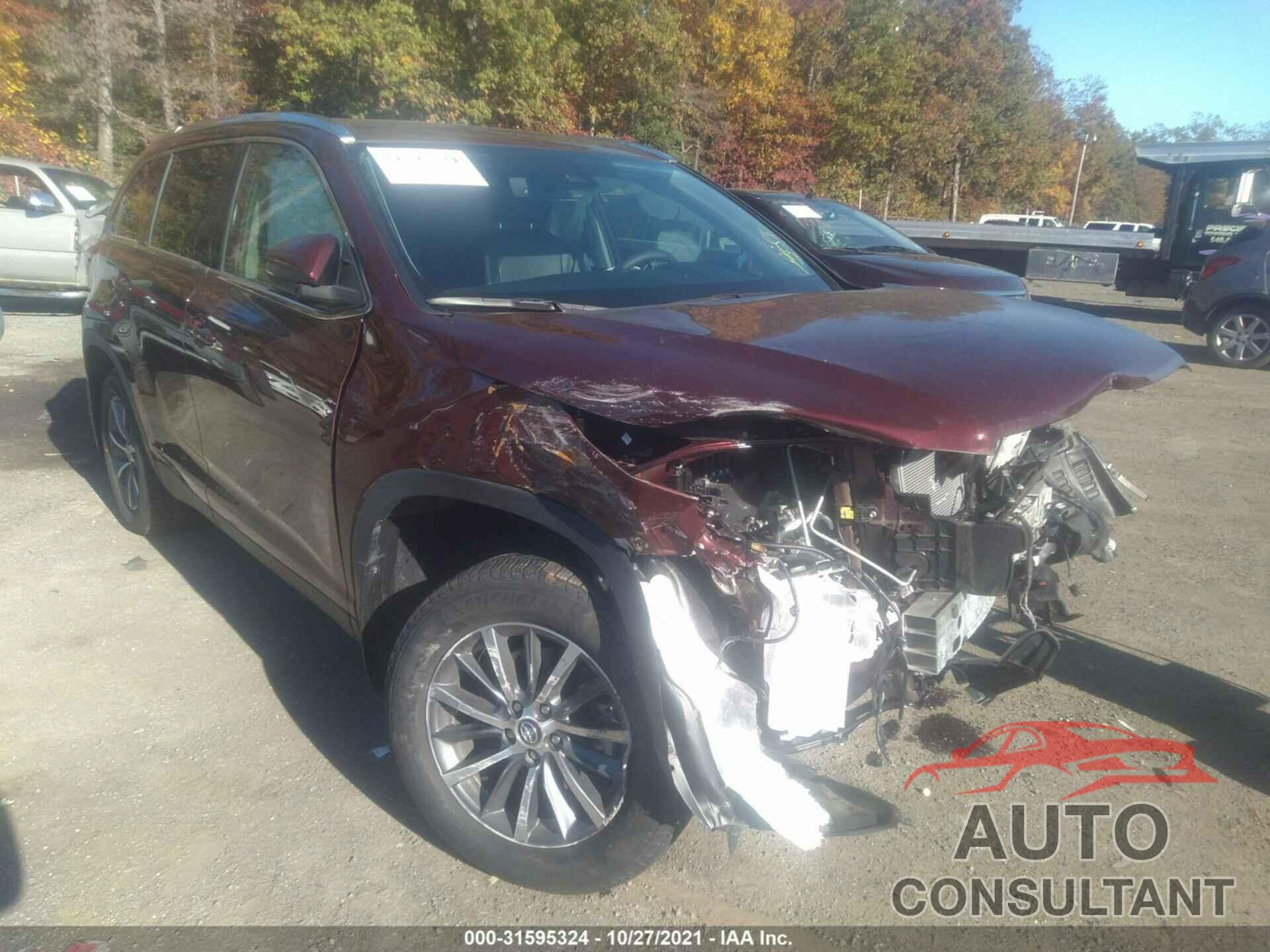 TOYOTA HIGHLANDER 2019 - 5TDJZRFH2KS741262