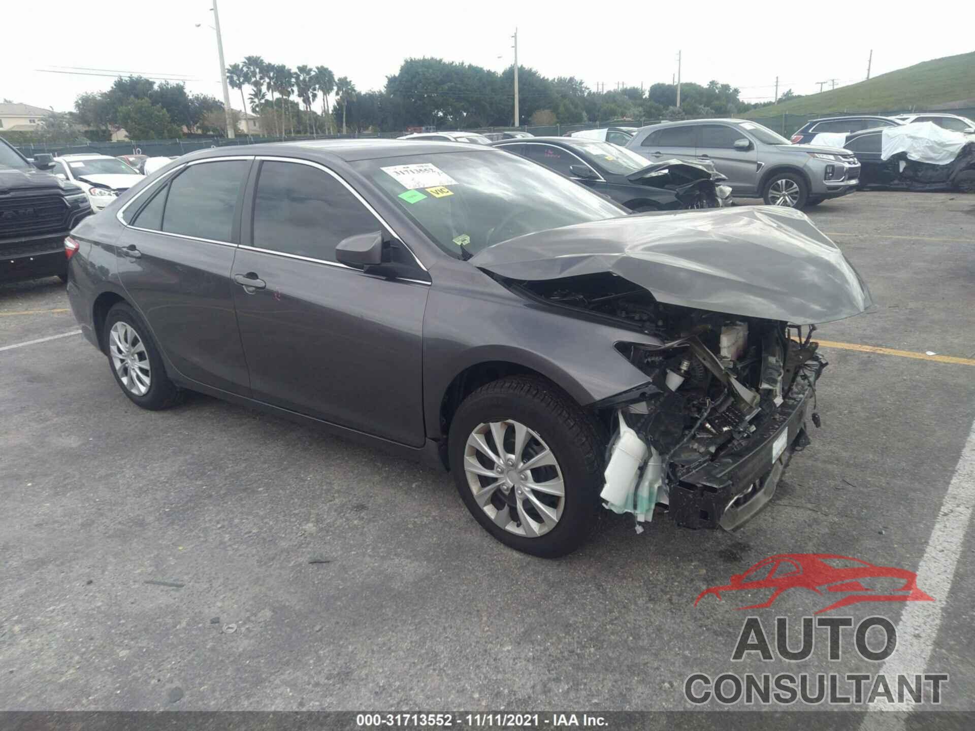 TOYOTA CAMRY 2016 - 4T4BF1FK2GR545045