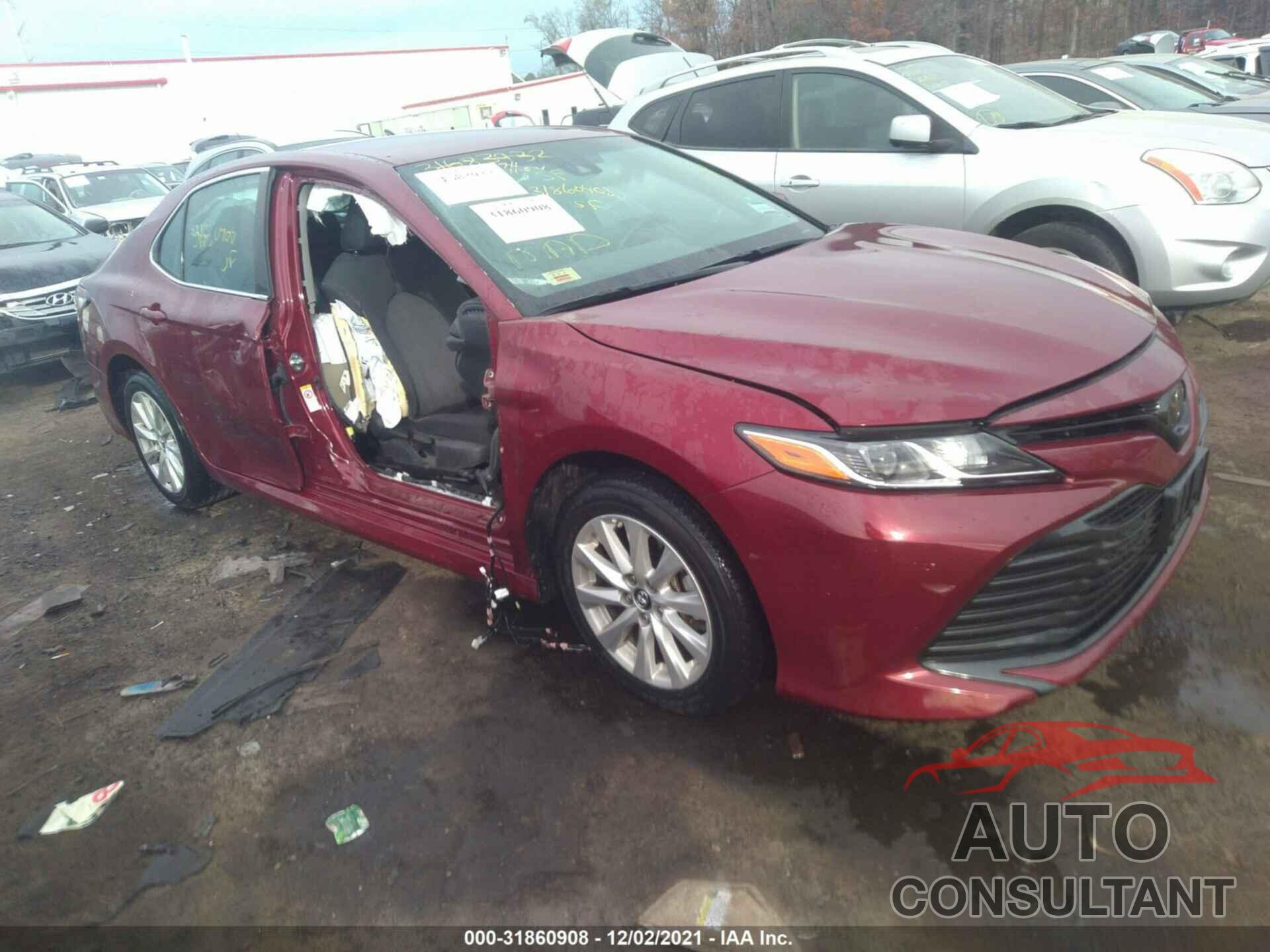 TOYOTA CAMRY 2018 - 4T1B11HK4JU653485