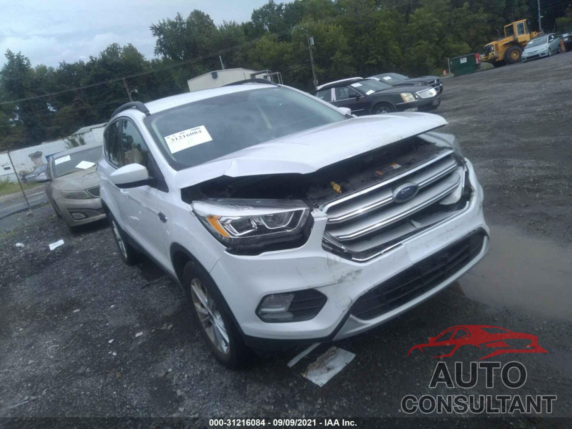 FORD ESCAPE 2017 - 1FMCU9G96HUE42596