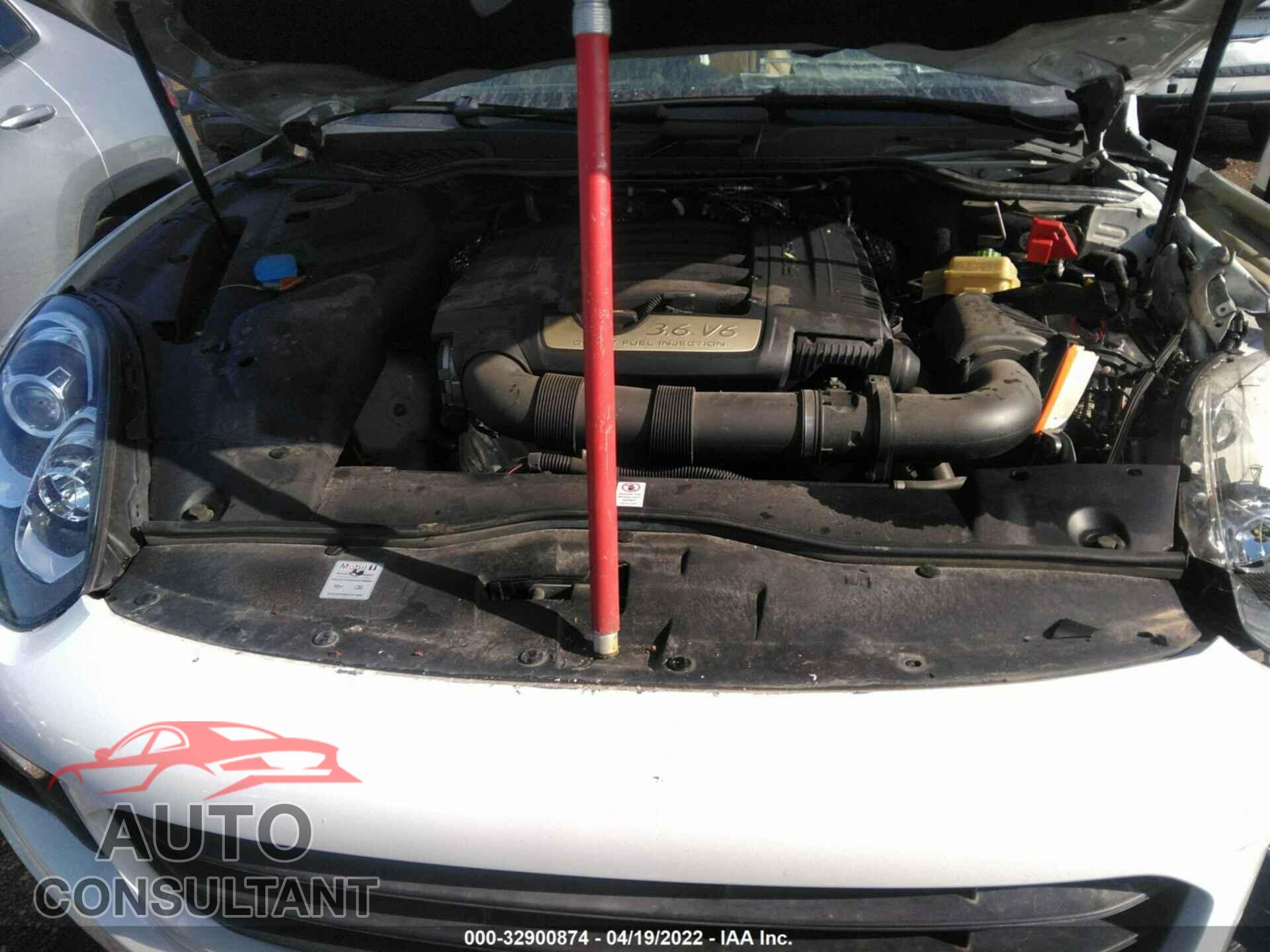 PORSCHE CAYENNE 2017 - WP1AA2A28HKA88405