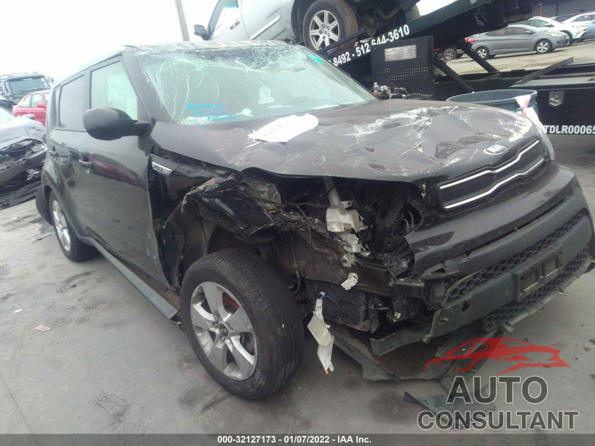 KIA SOUL 2018 - KNDJN2A21J7598402