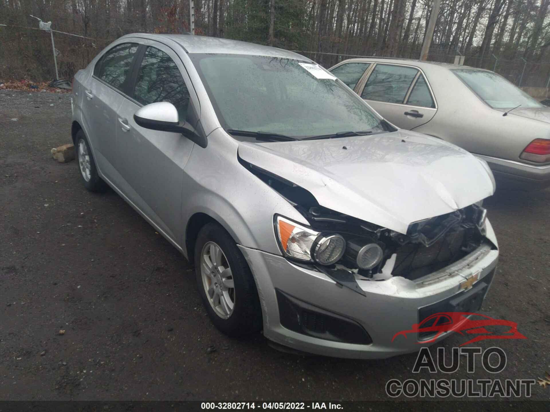 CHEVROLET SONIC 2016 - 1G1JC5SG0G4114501