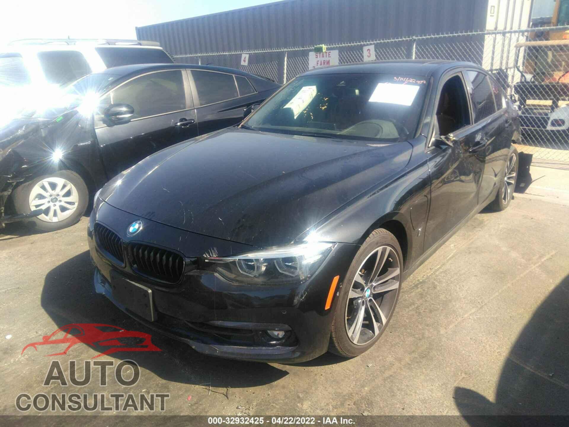 BMW 3 SERIES 2018 - WBA8E1C52JA756519