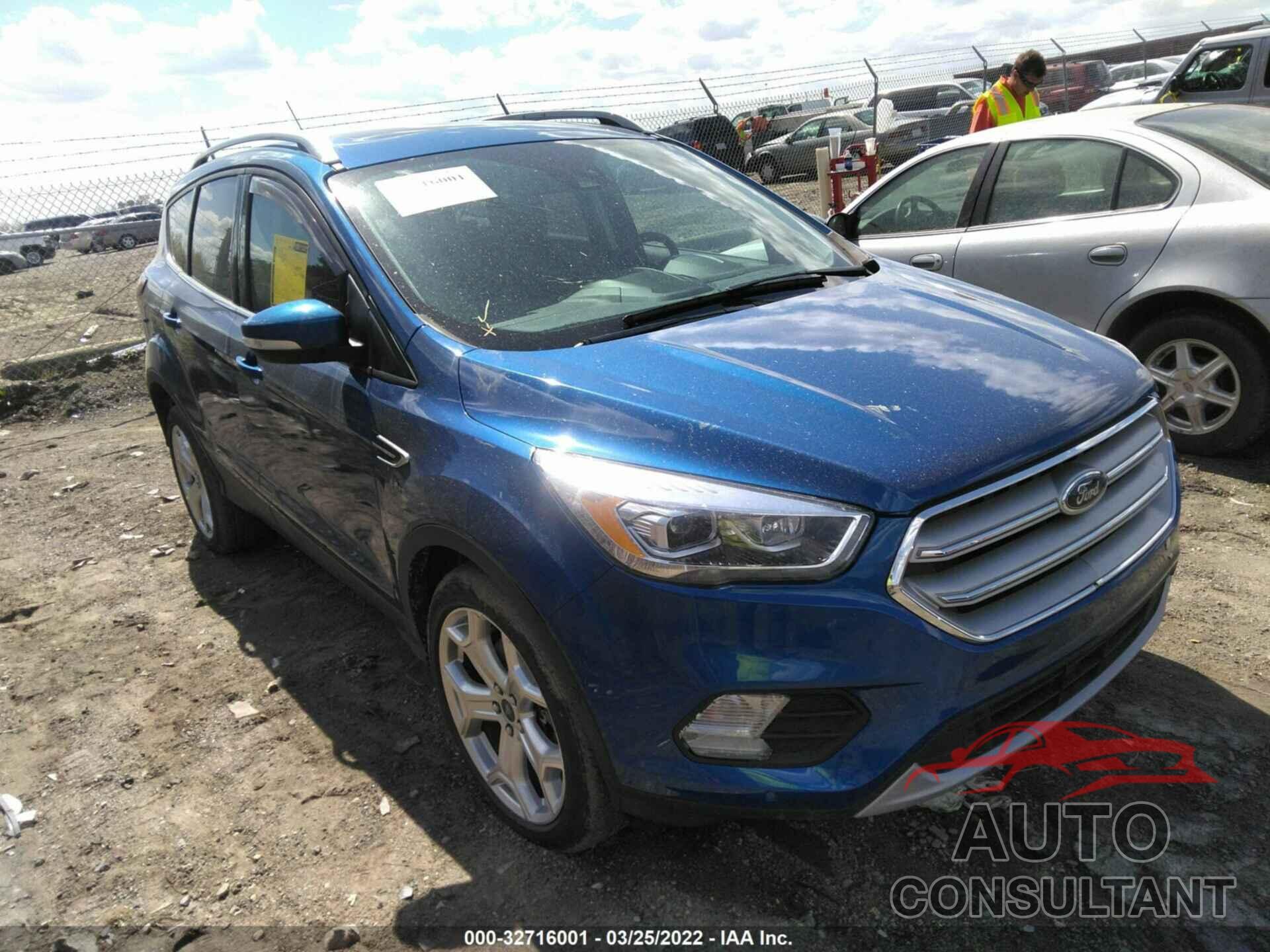 FORD ESCAPE 2019 - 1FMCU0J92KUB45059