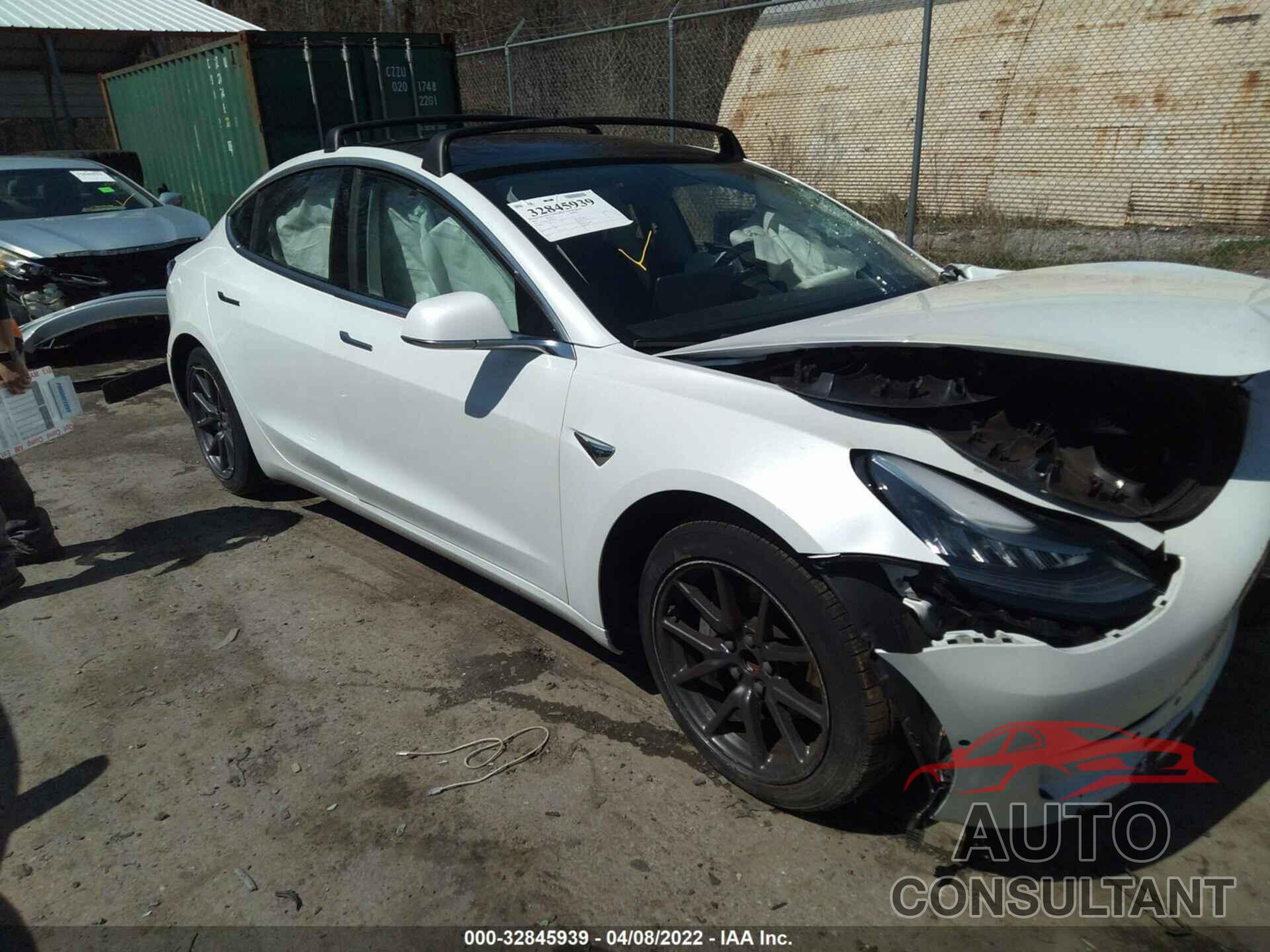 TESLA MODEL 3 2018 - 5YJ3E1EA1JF027216