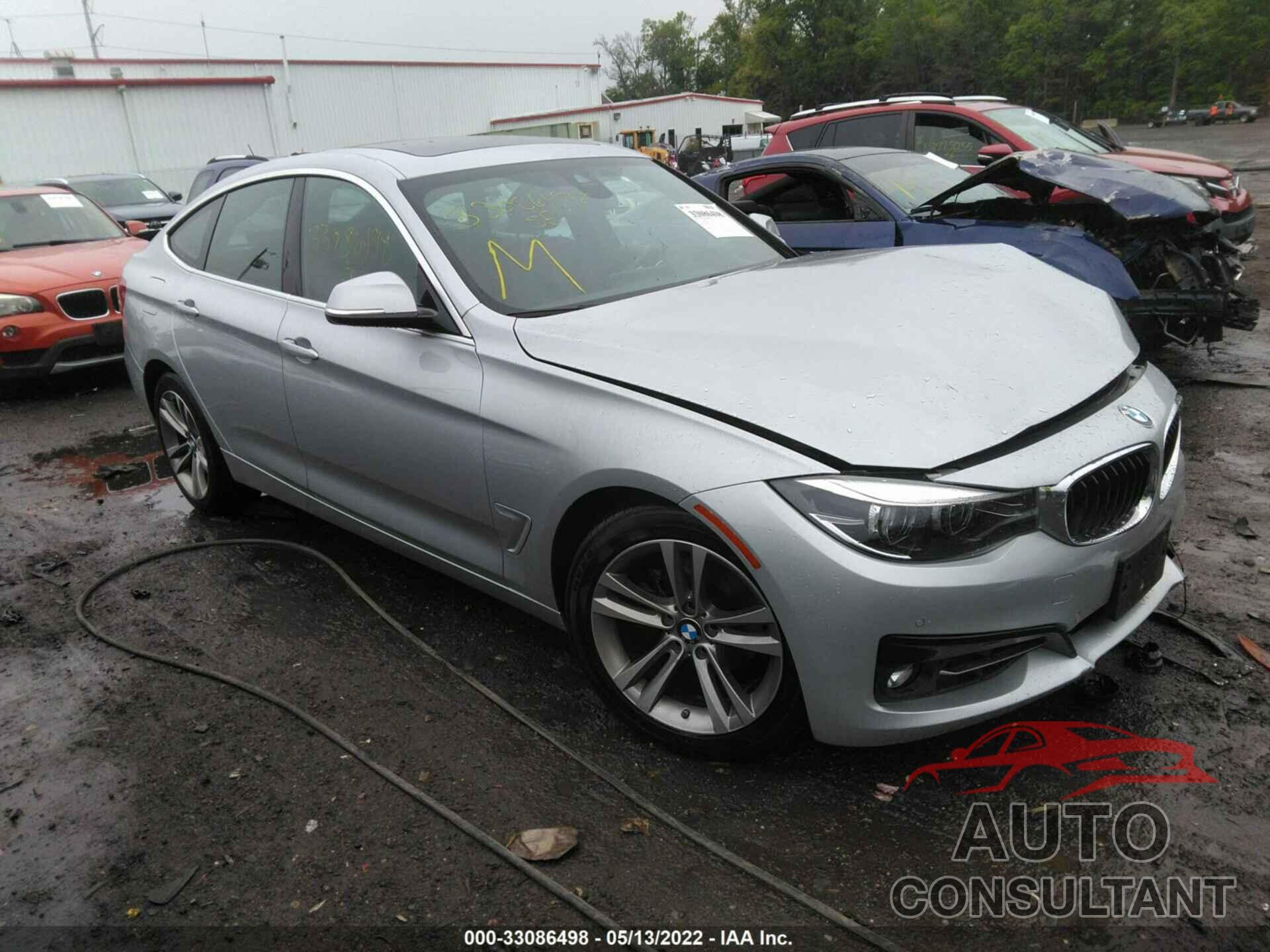 BMW 3 SERIES 2018 - WBA8Z9C54JB220362