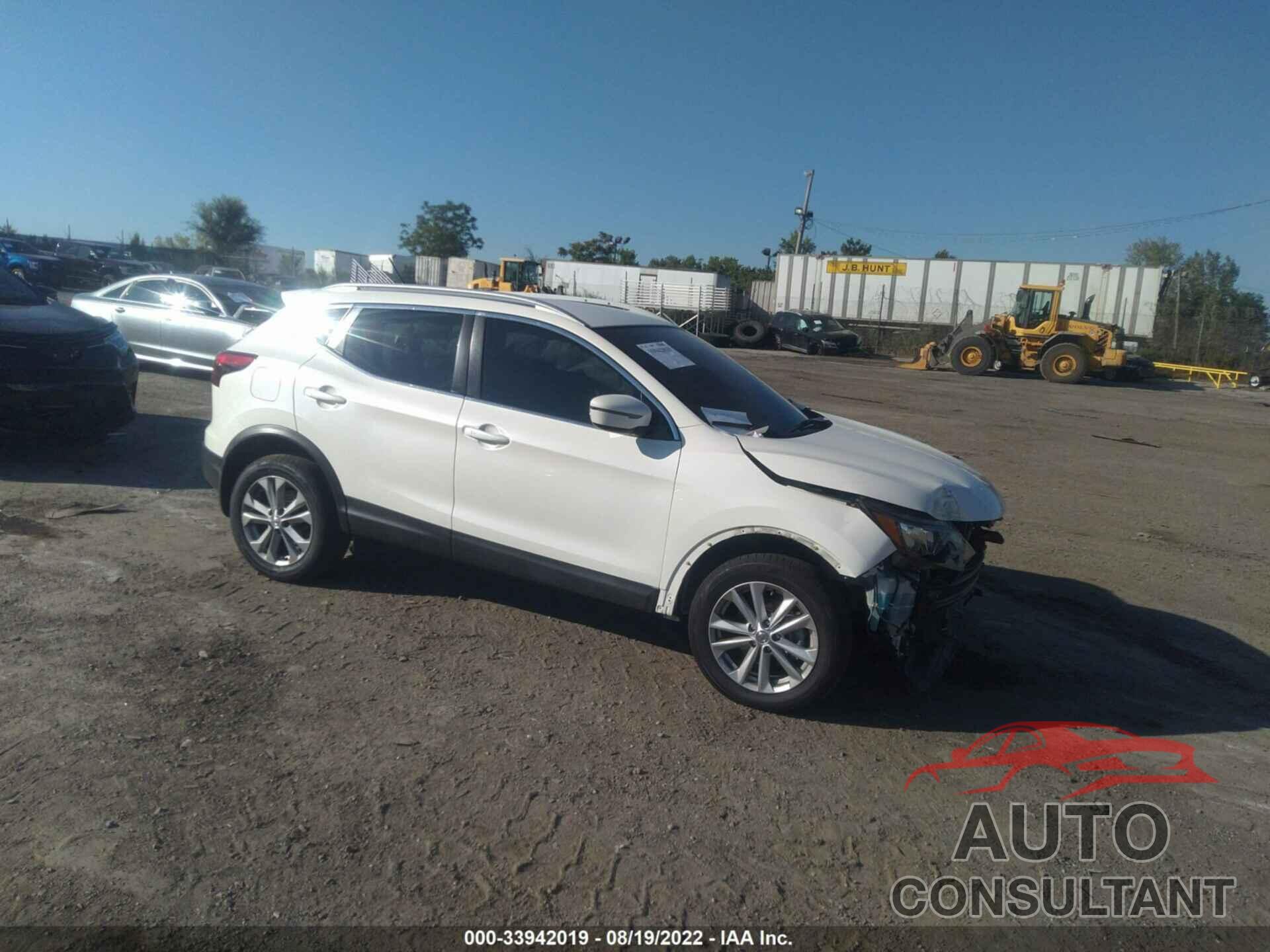 NISSAN ROGUE SPORT 2017 - JN1BJ1CR7HW120766