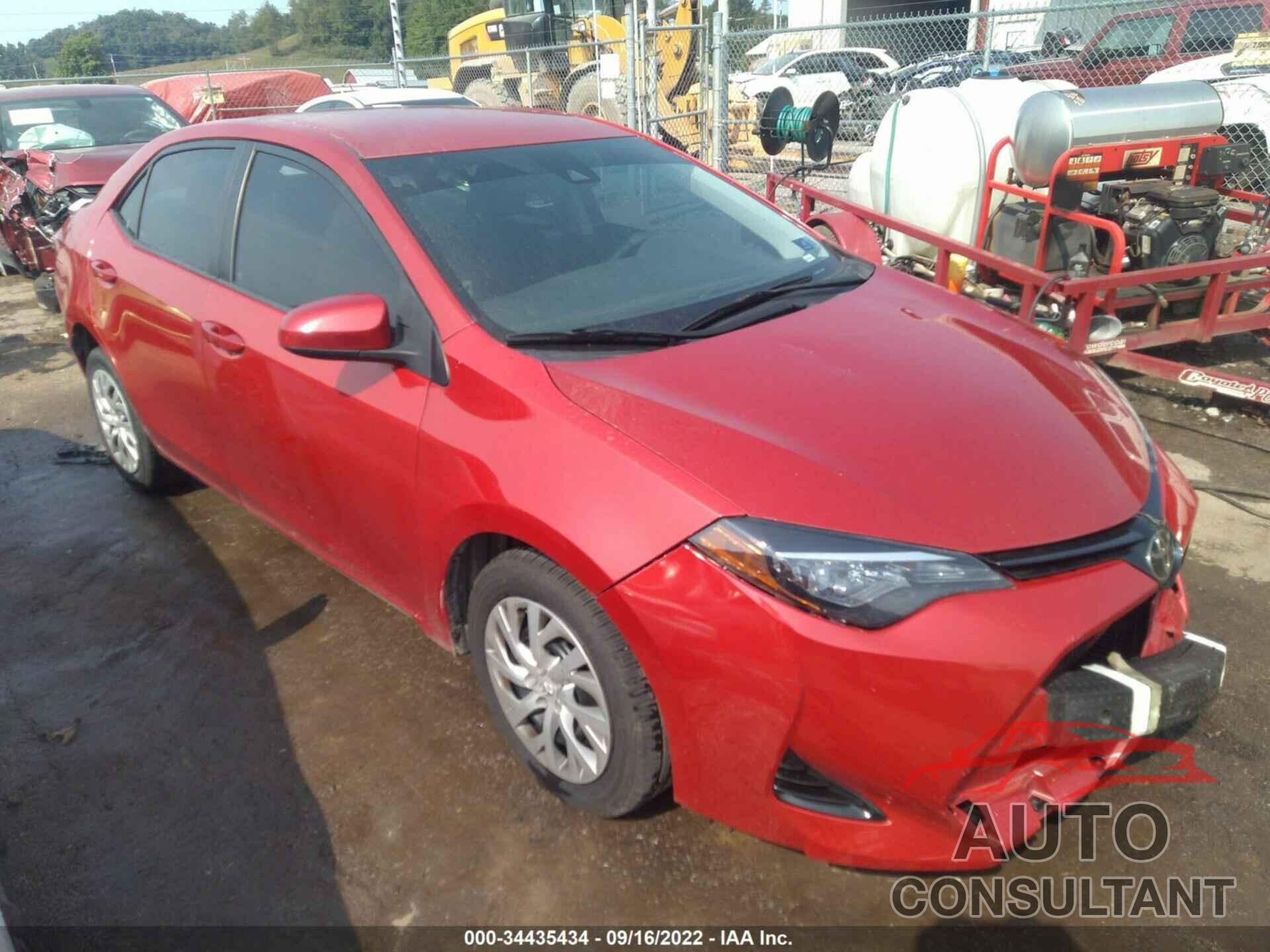 TOYOTA COROLLA 2018 - 5YFBURHE9JP811062