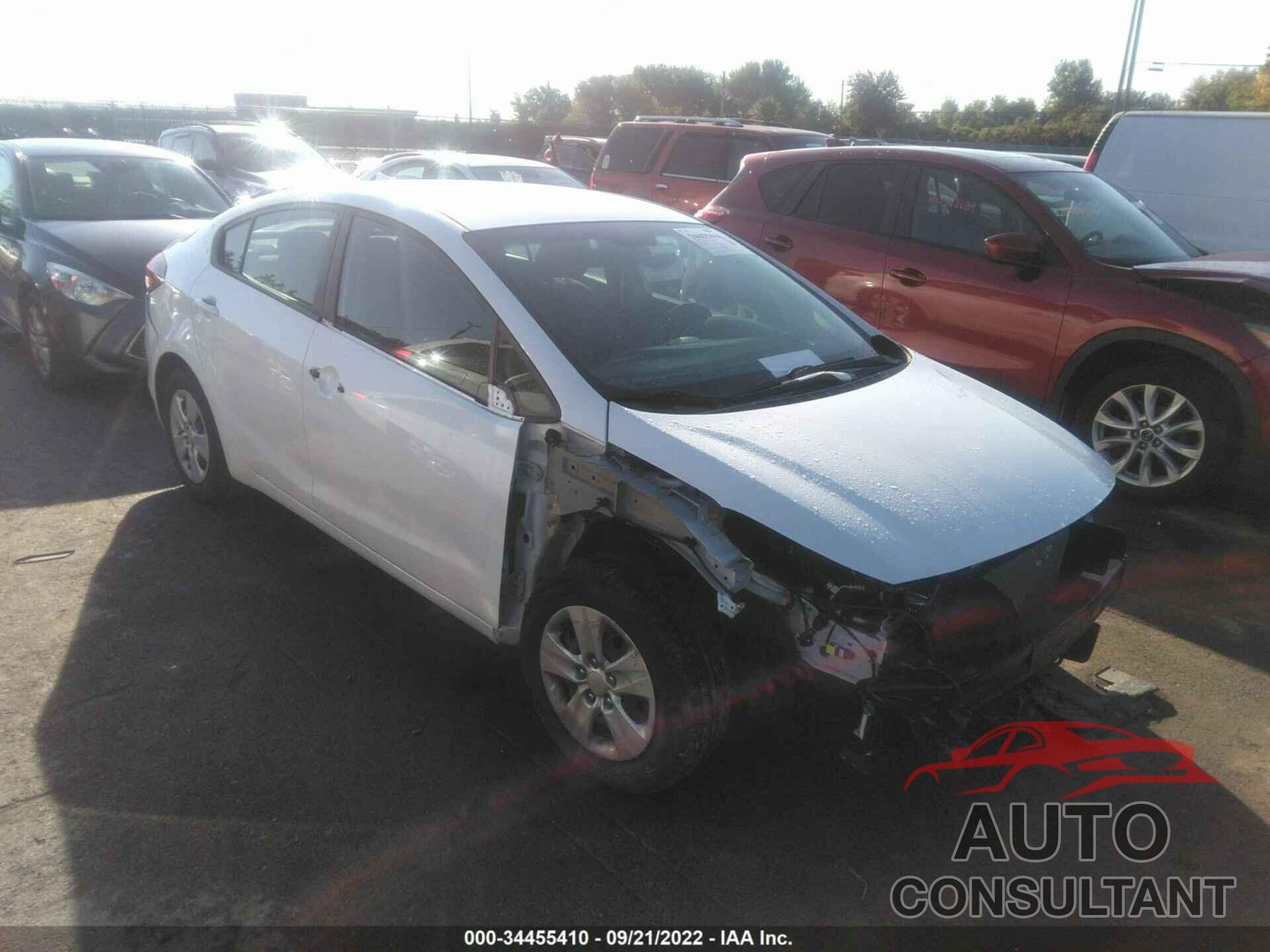 KIA FORTE 2018 - 3KPFL4A75JE219386