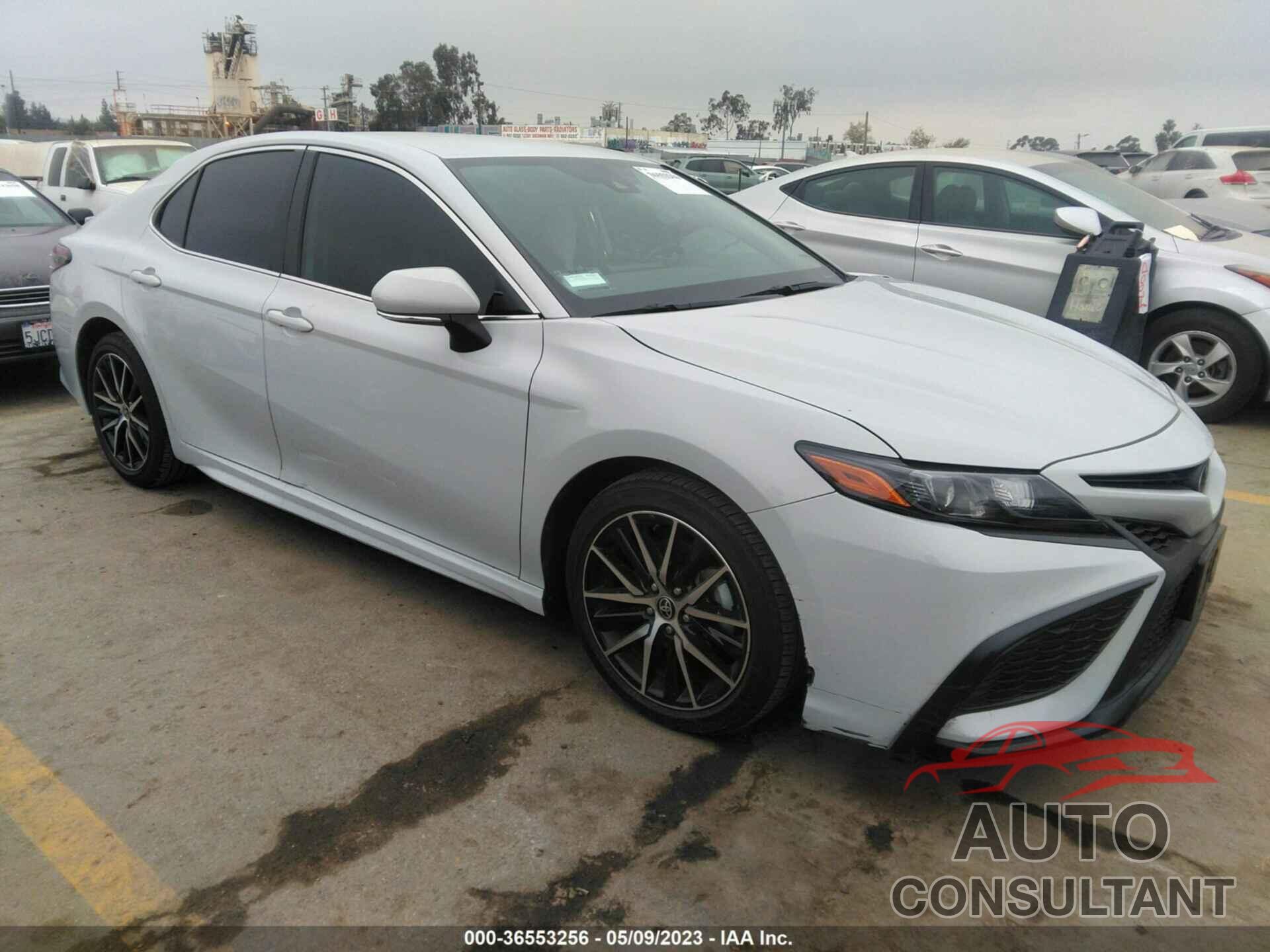 TOYOTA CAMRY 2022 - 4T1G11AK7NU056594